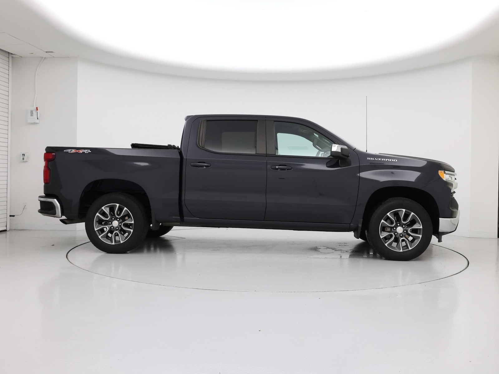 2024 Chevrolet Silverado 1500 LT - Photo 8