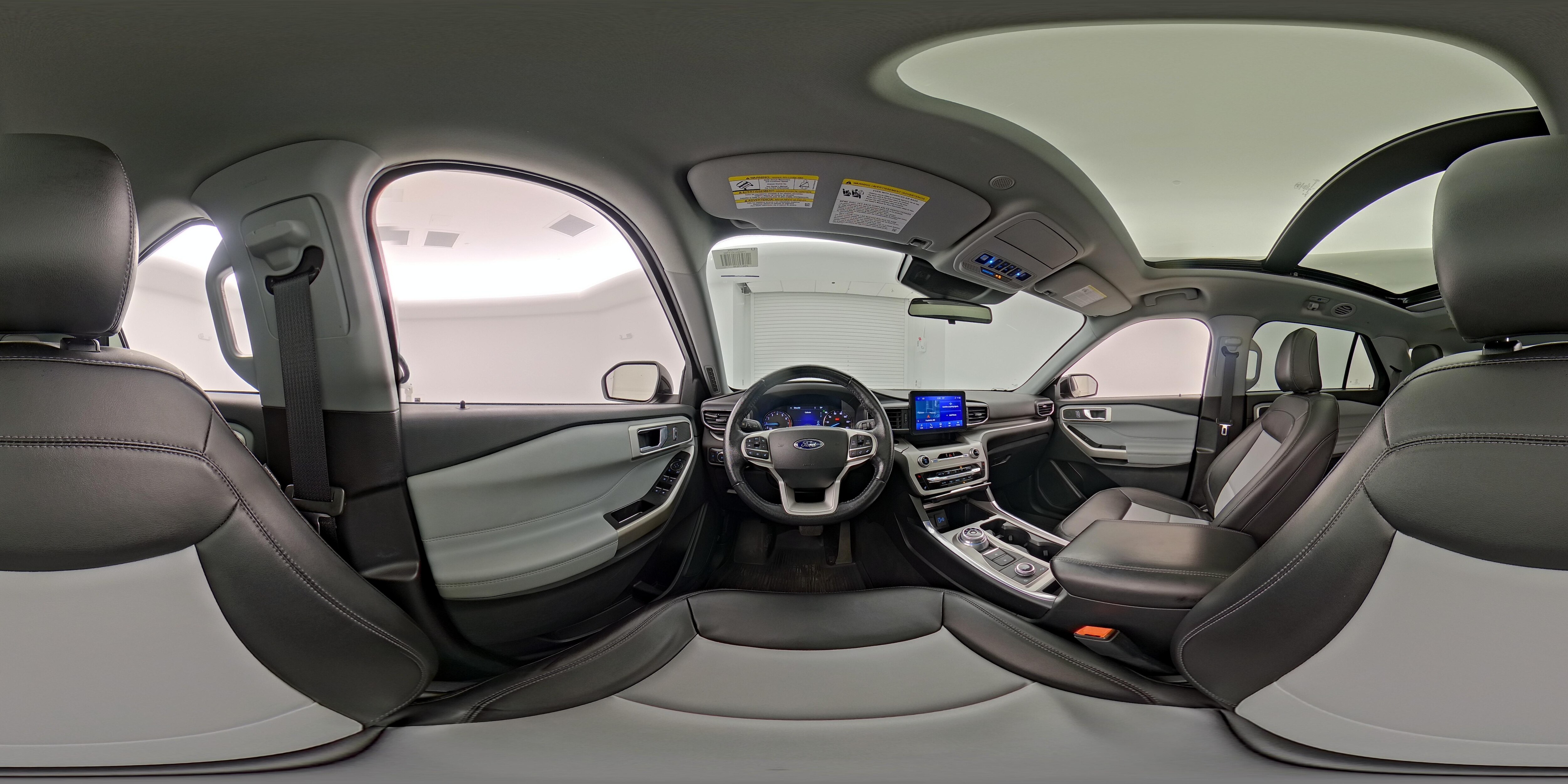 2022 Ford Explorer XLT - Photo 30