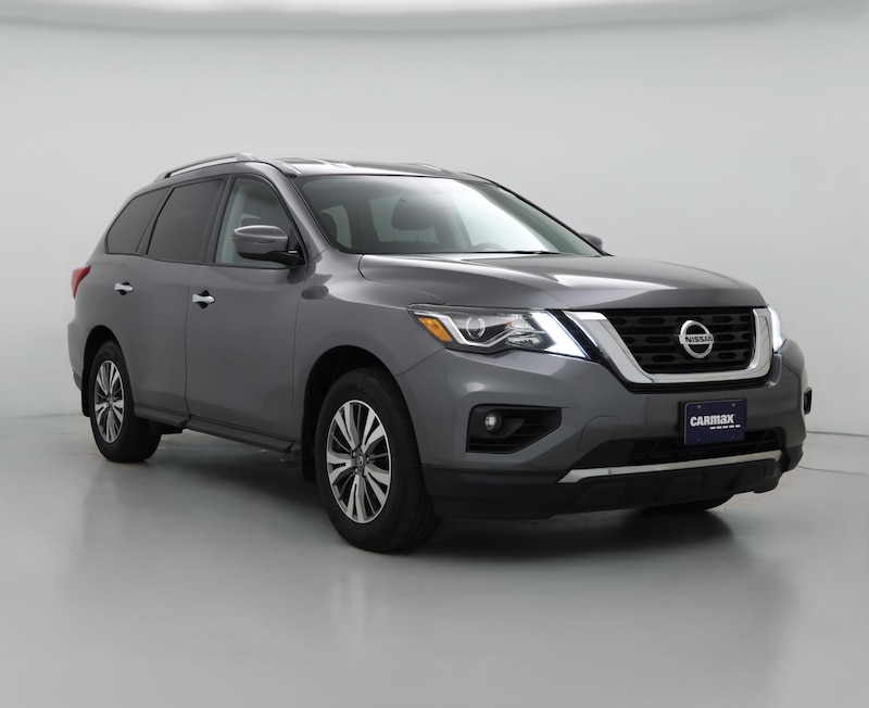 2020 Nissan Pathfinder SV