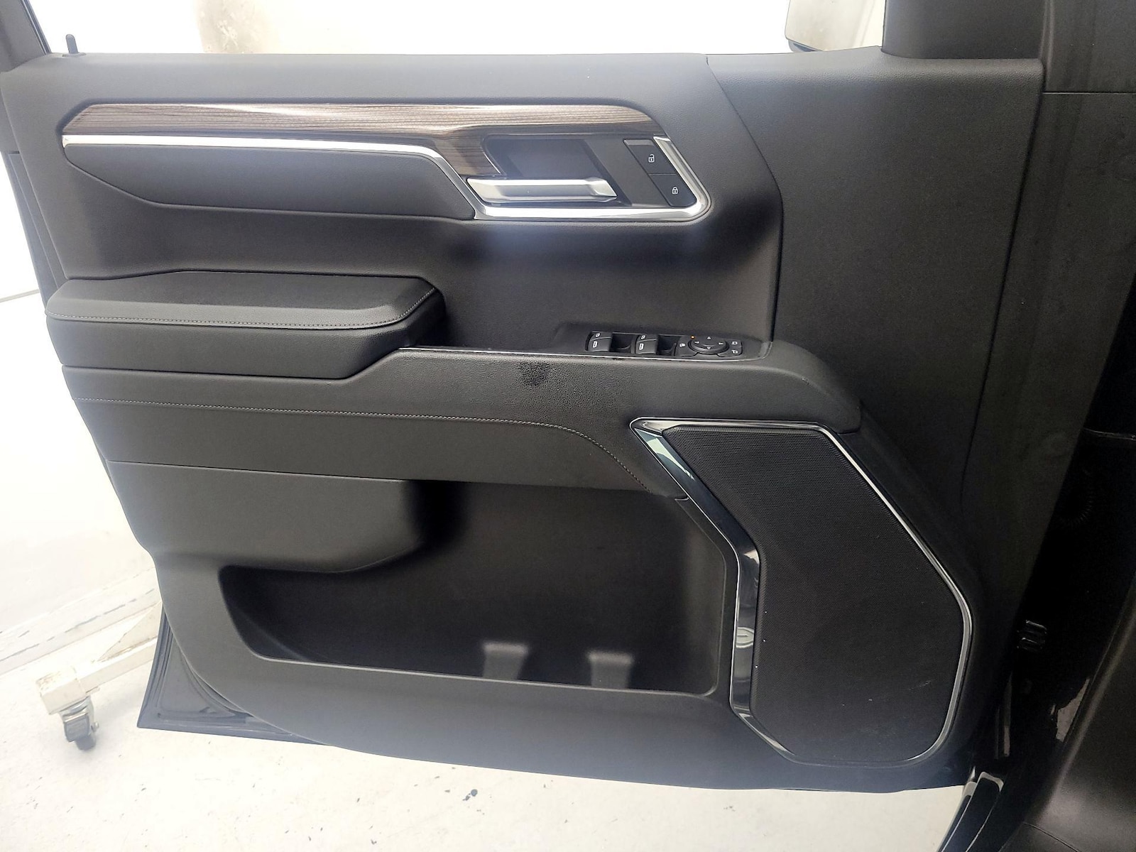 2023 Chevrolet Silverado 1500 LT - Photo 13