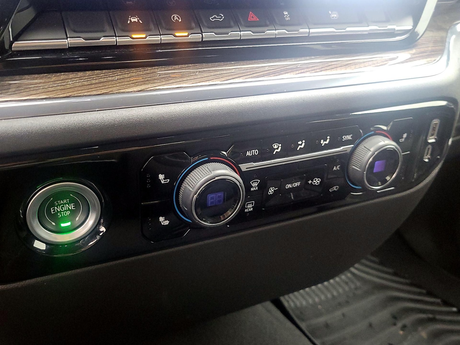 2023 Chevrolet Silverado 1500 LT - Photo 17
