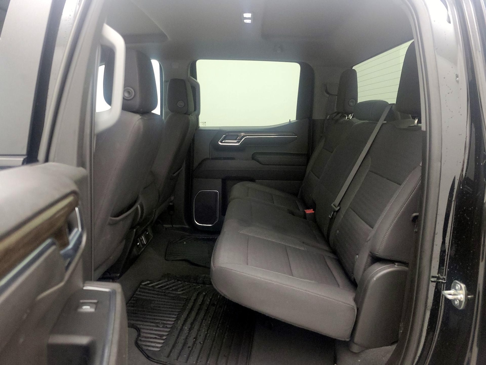 2023 Chevrolet Silverado 1500 LT - Photo 19