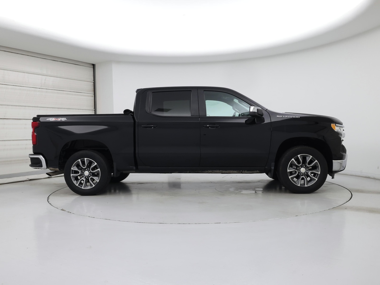2023 Chevrolet Silverado 1500 LT - Photo 8