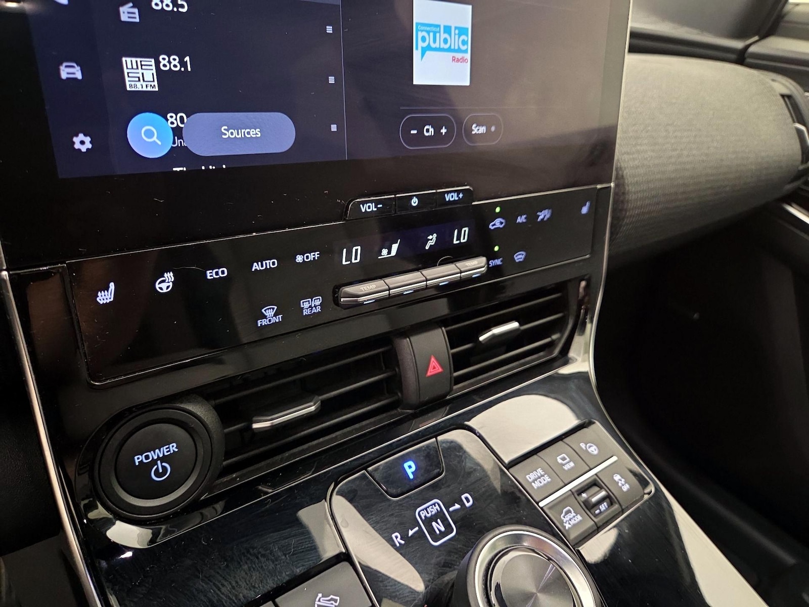 2023 Subaru SOLTERRA Limited - Photo 17
