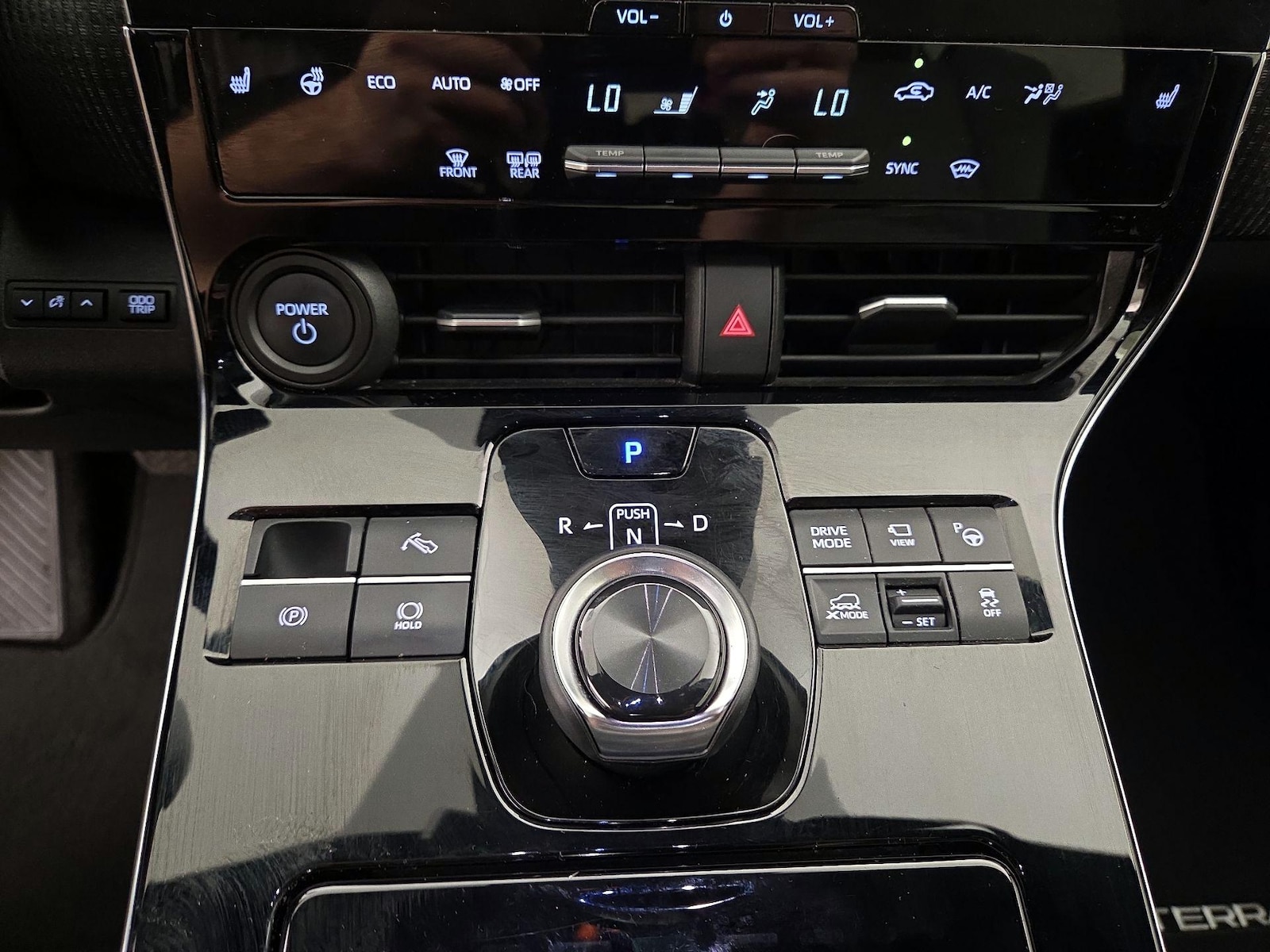 2023 Subaru SOLTERRA Limited - Photo 18