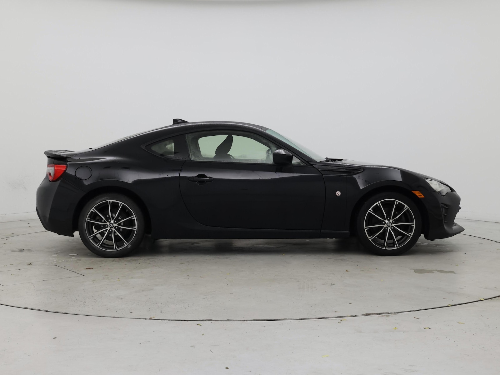 2017 Toyota 86 Base - Photo 8