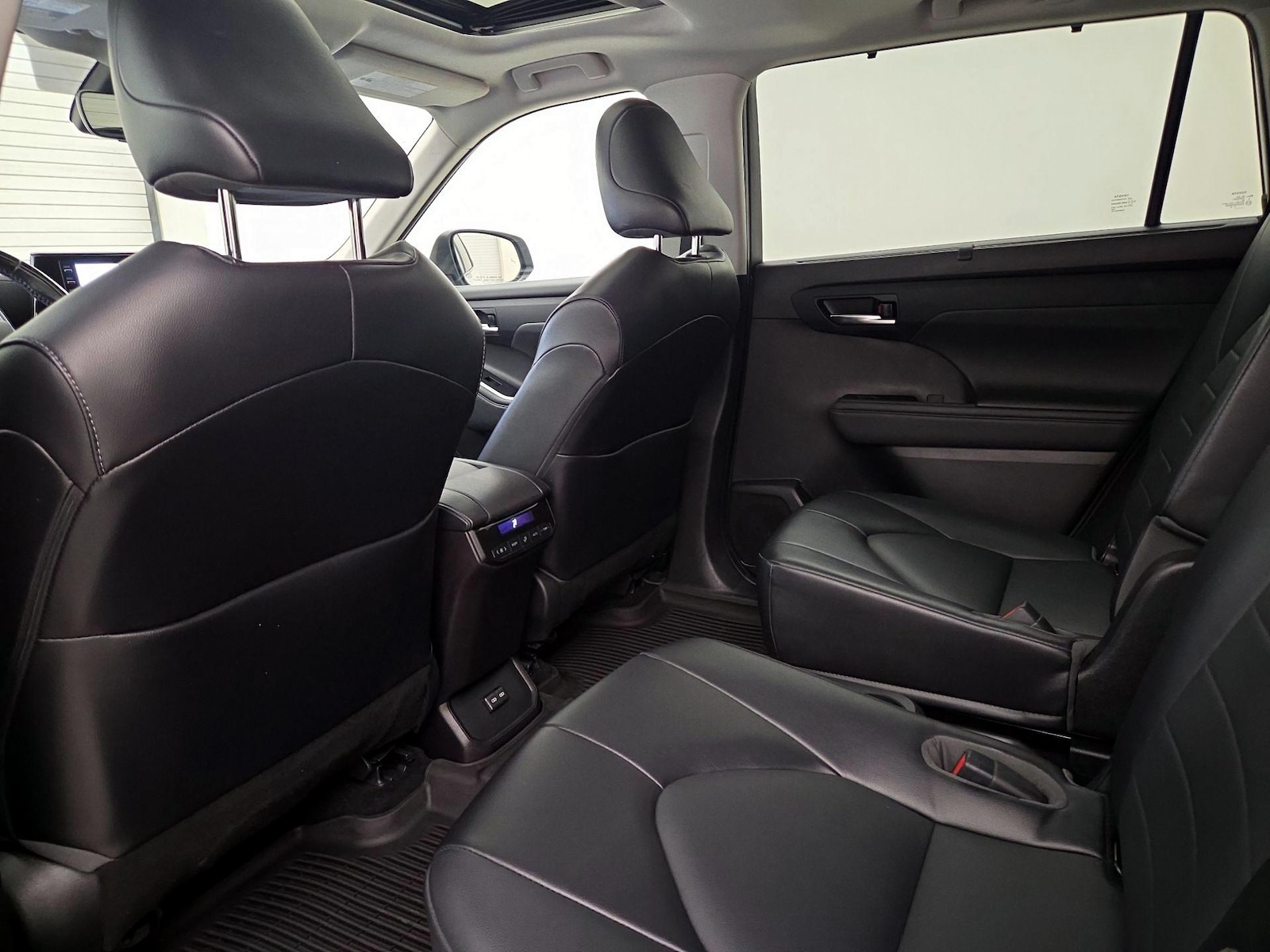 Rear Air Conditioning