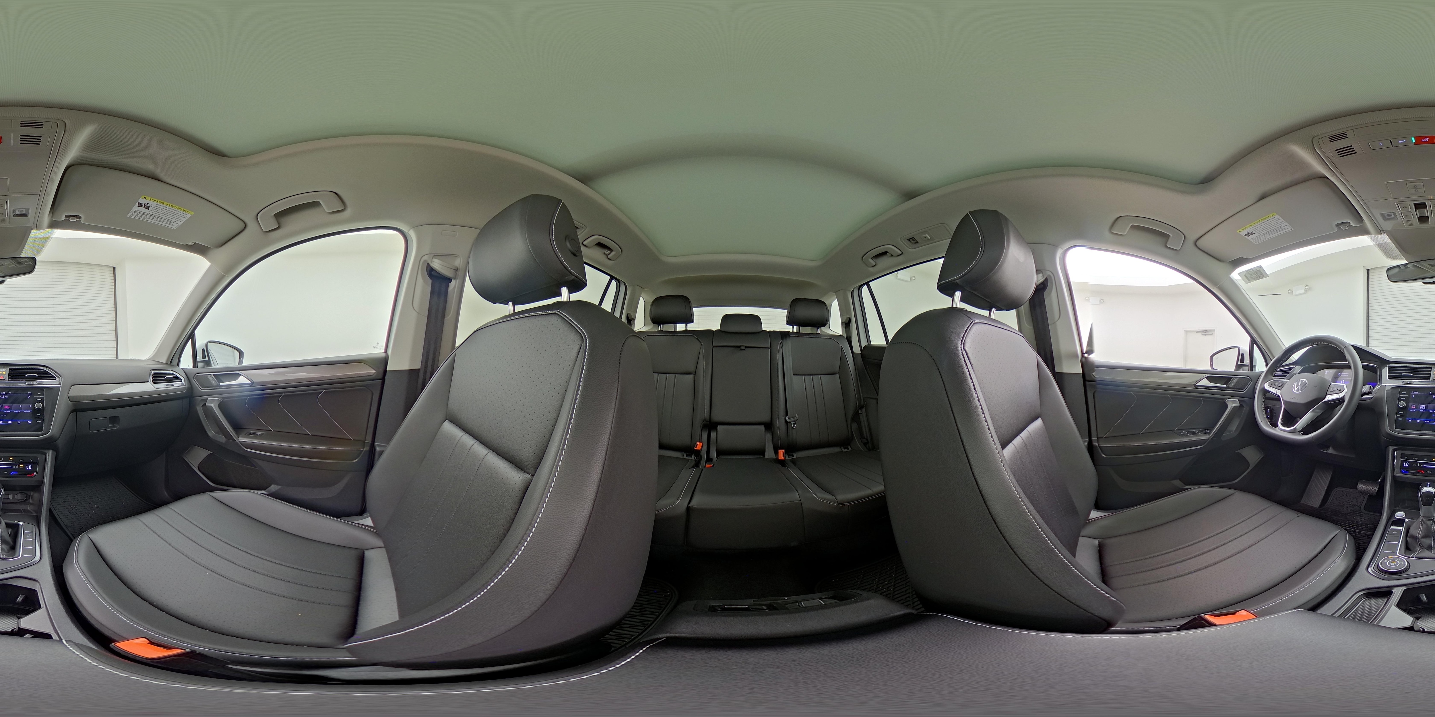 2023 Volkswagen Tiguan SE - Photo 25