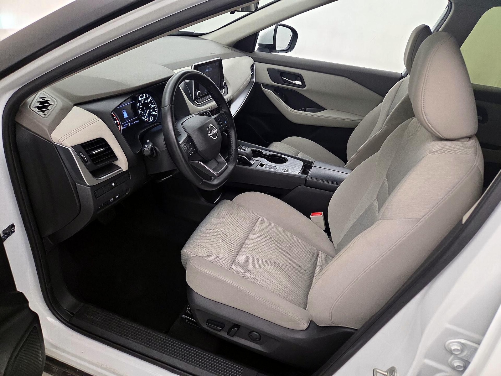 Power Seat(s) & Side Airbags