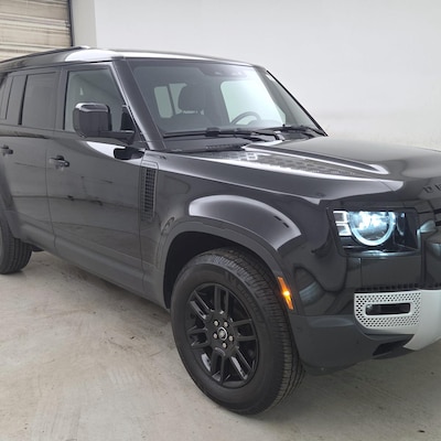 2025 Land Rover Defender 110 S