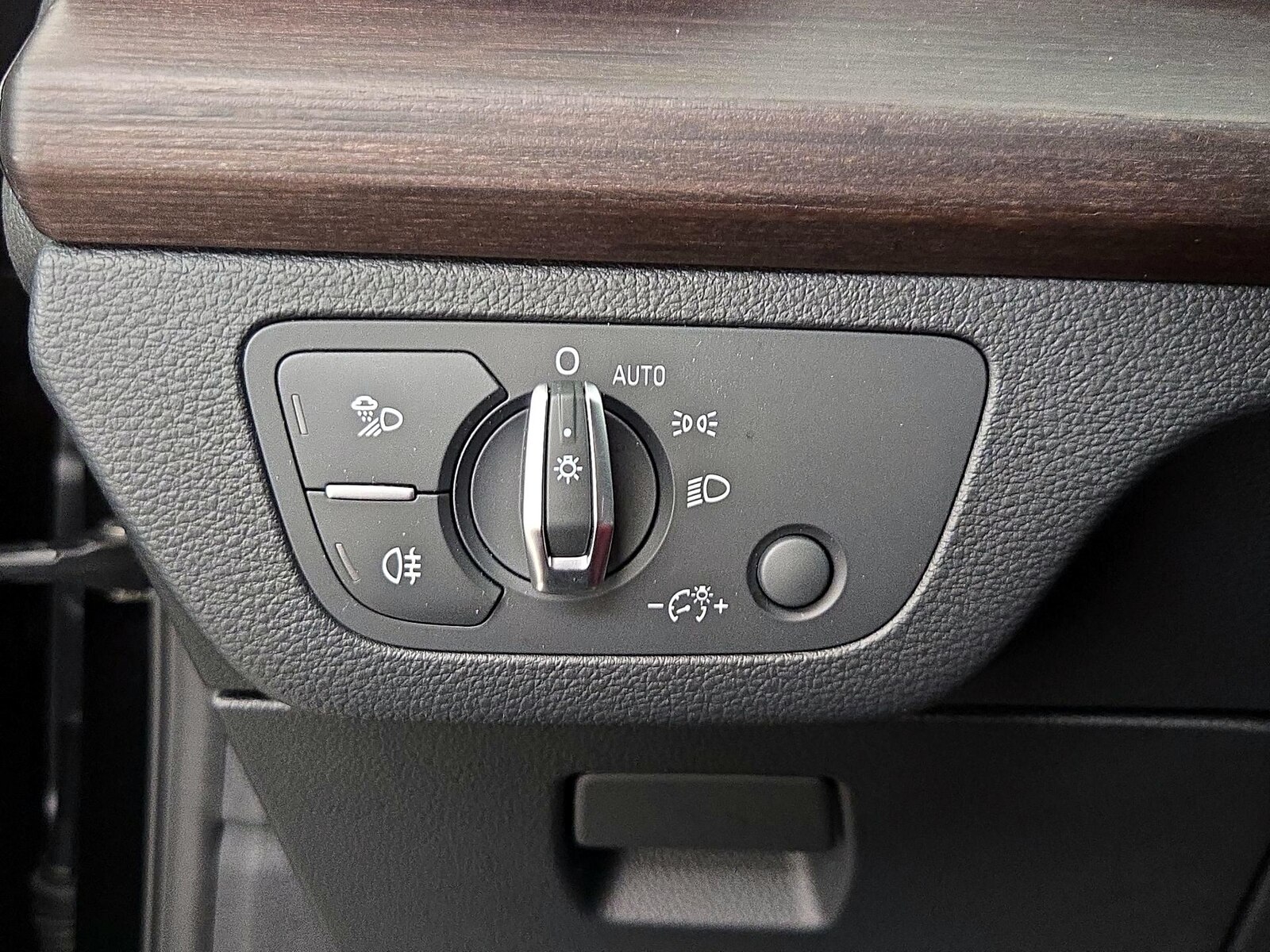 2023 Audi Q5 Premium Plus - Photo 14