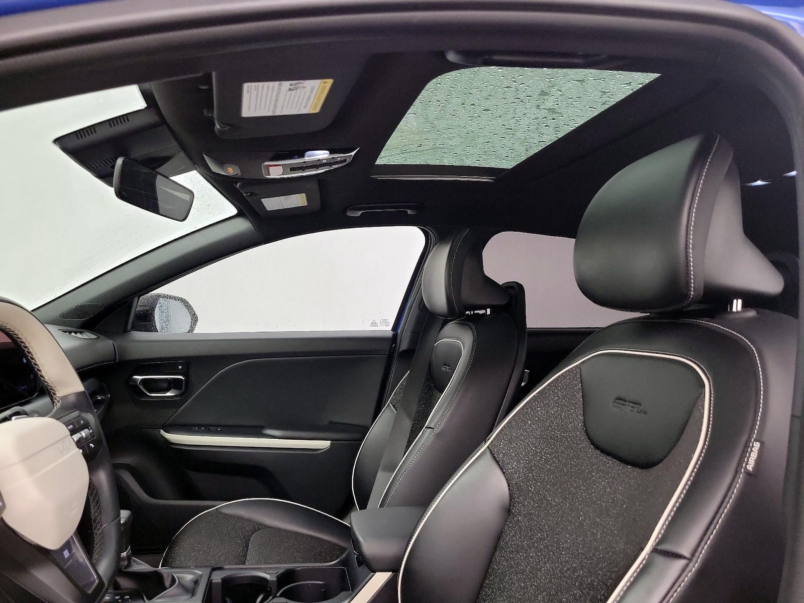Sunroof(s) & Overhead Airbags
