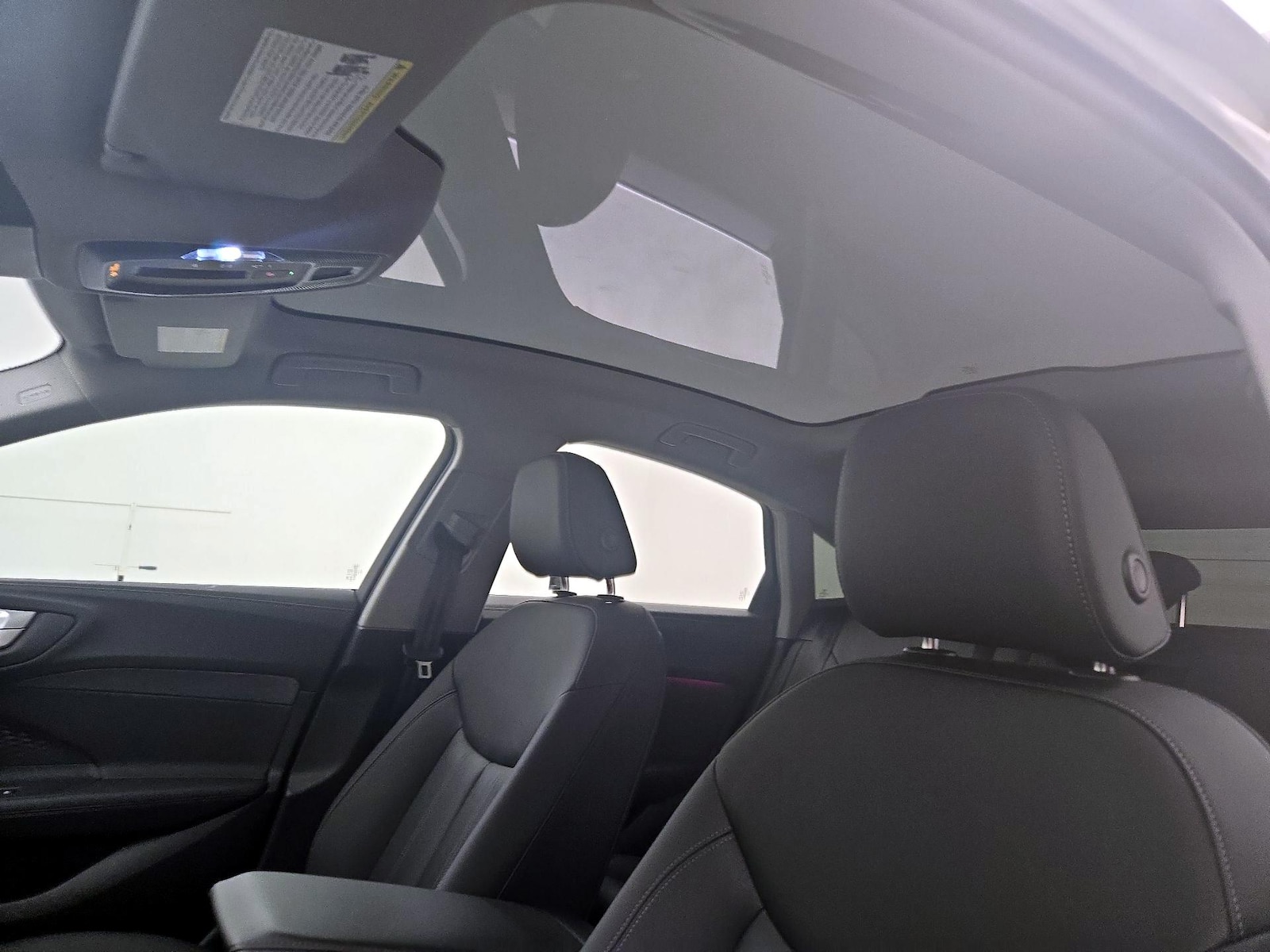 Skylight(s) & Overhead Airbags