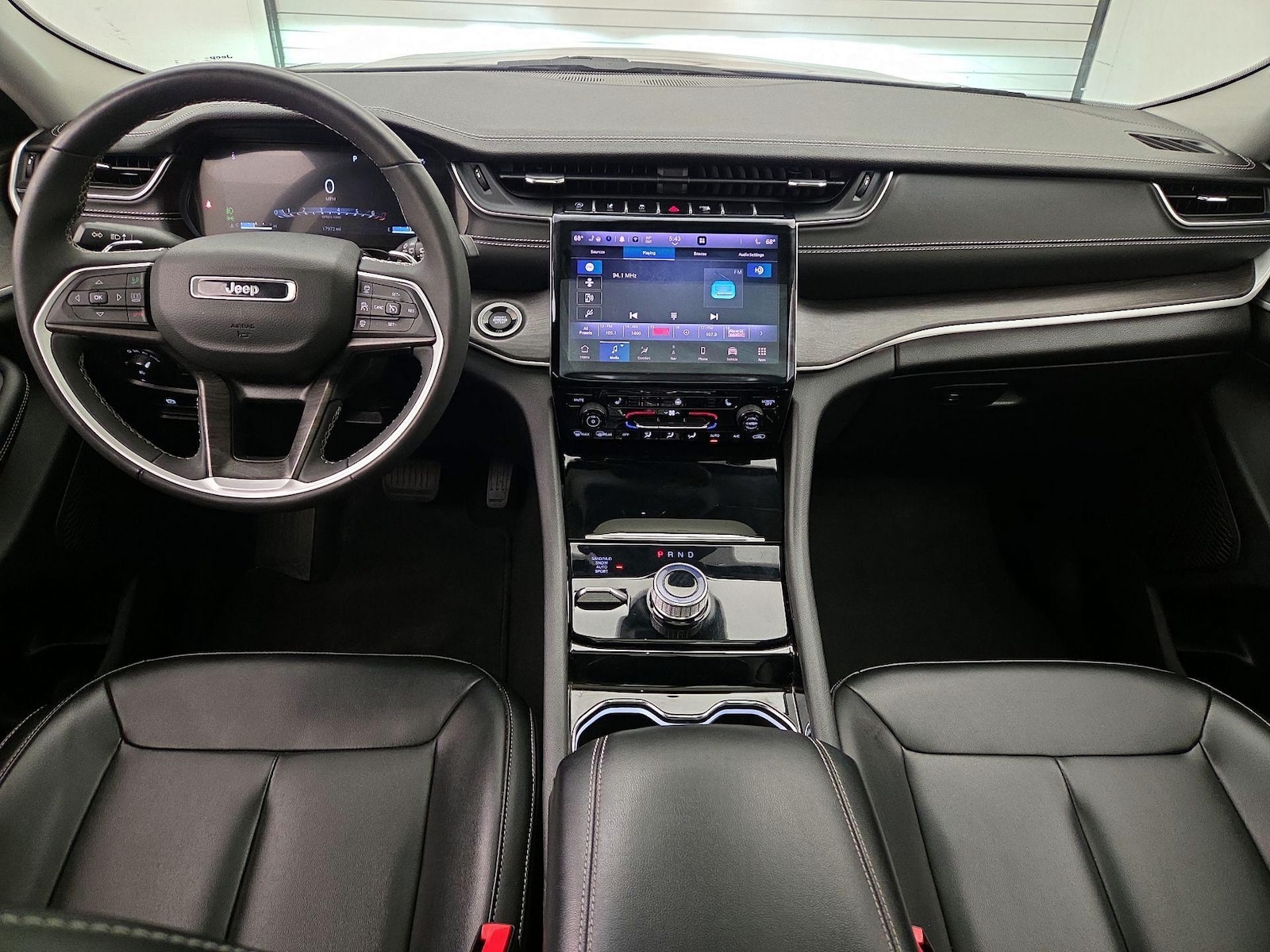 Apple CarPlay® & Android Auto™