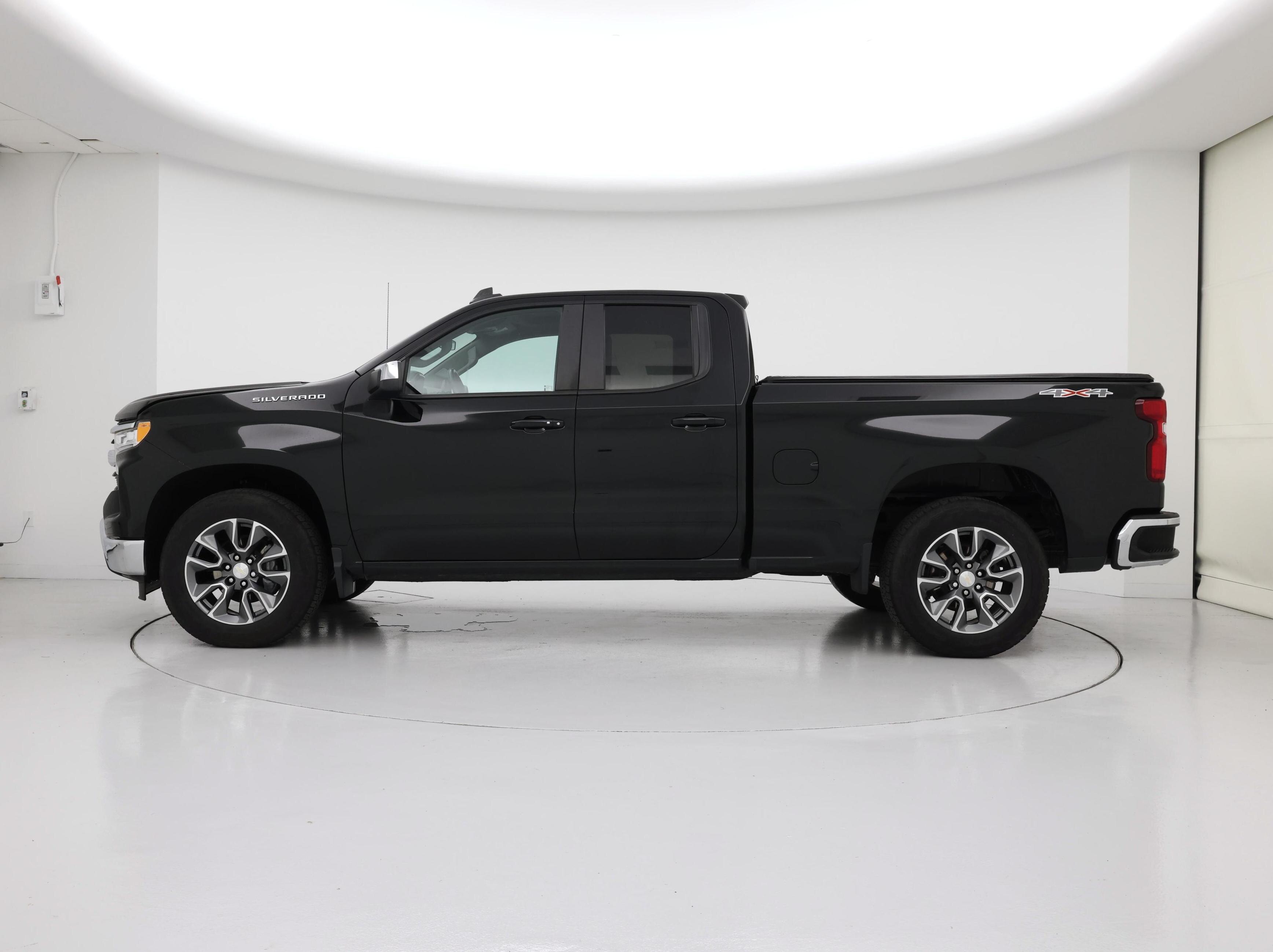 Thumbnail: 2023 Chevrolet Silverado 1500 - 3