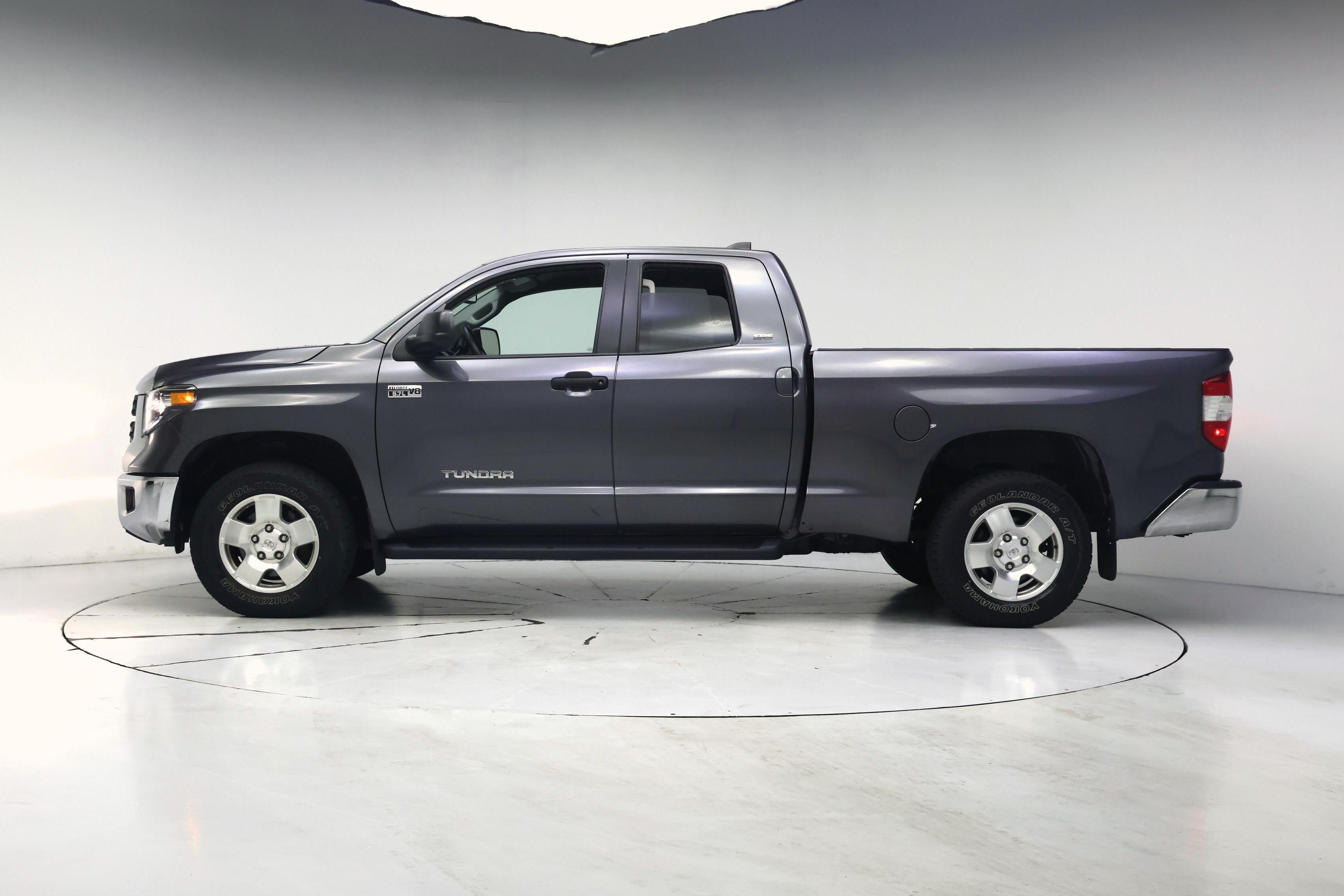 Thumbnail: 2021 Toyota Tundra - 3