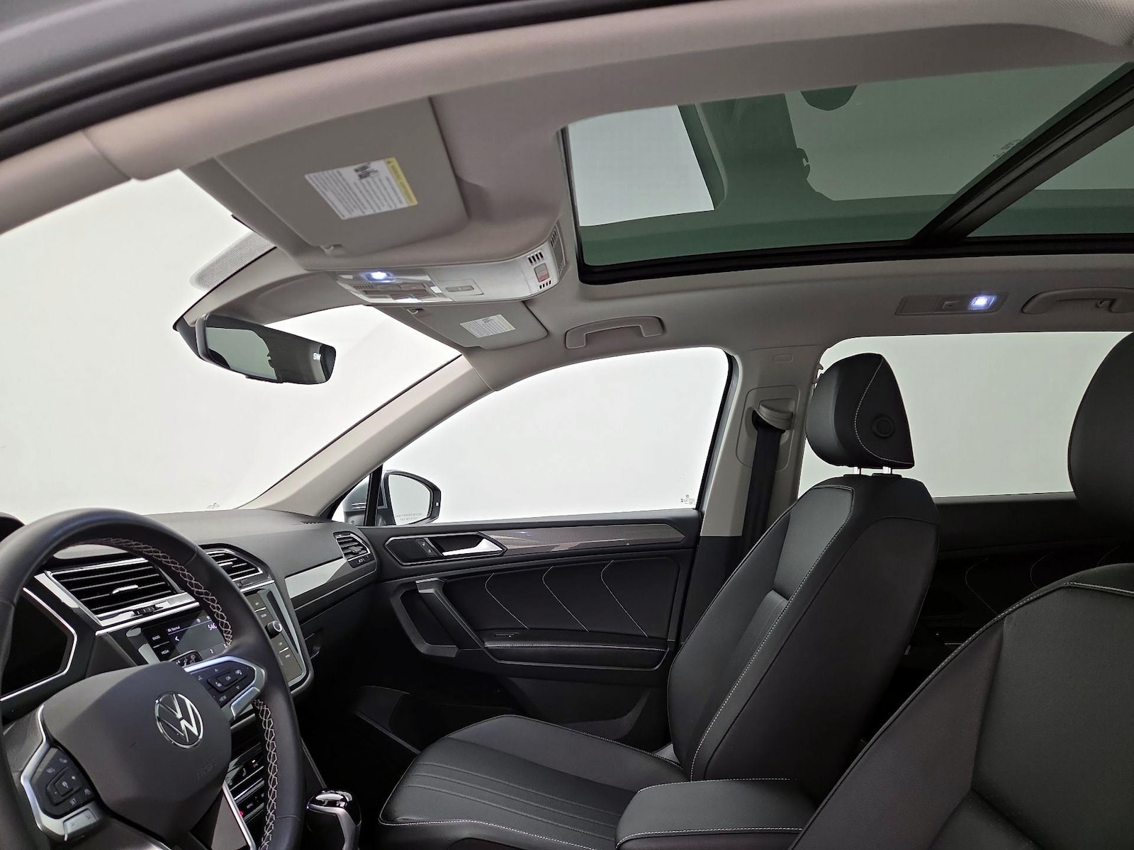 2023 Volkswagen Tiguan SE - Photo 20