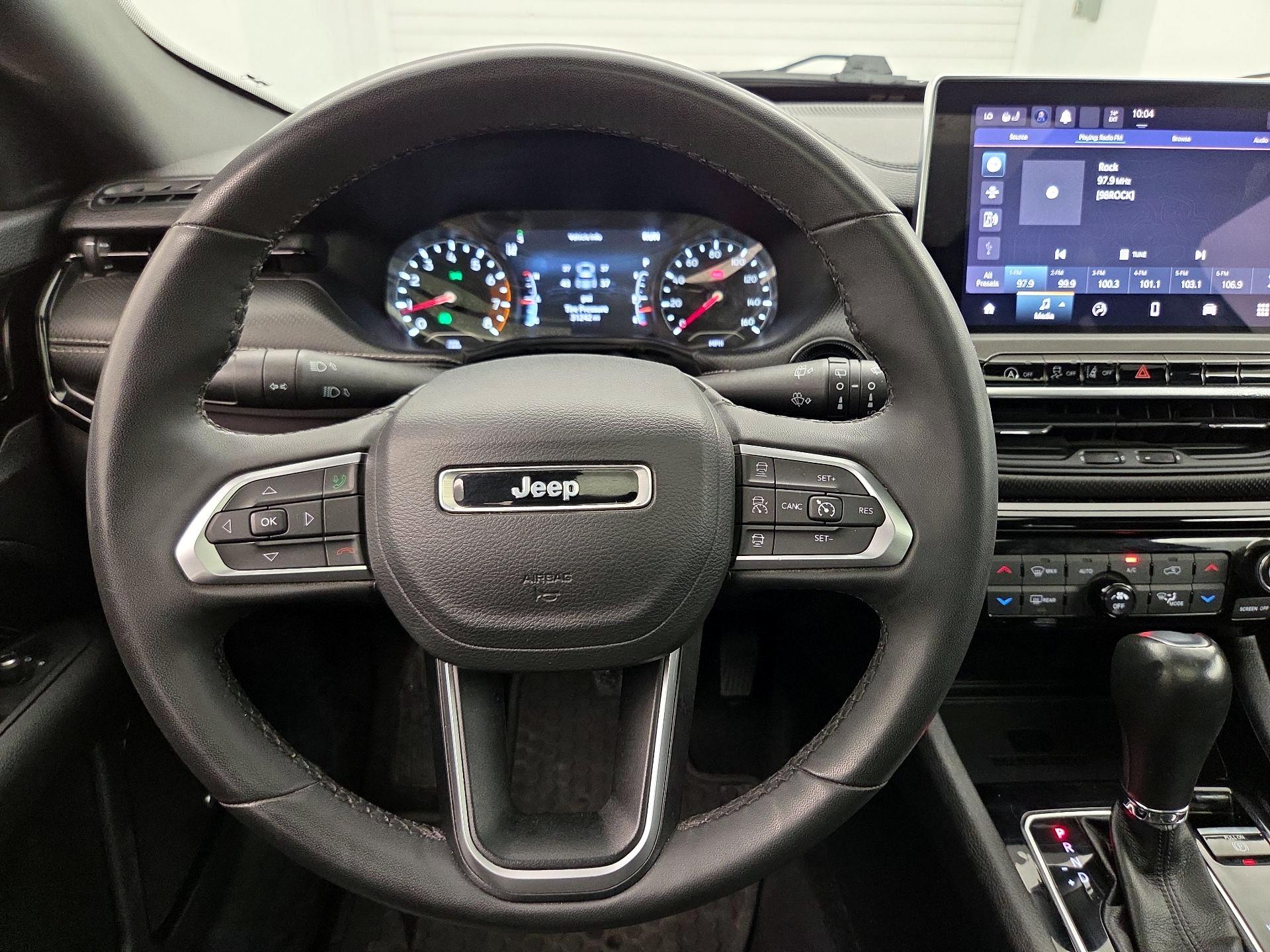 Thumbnail: 2023 Jeep Compass - 10