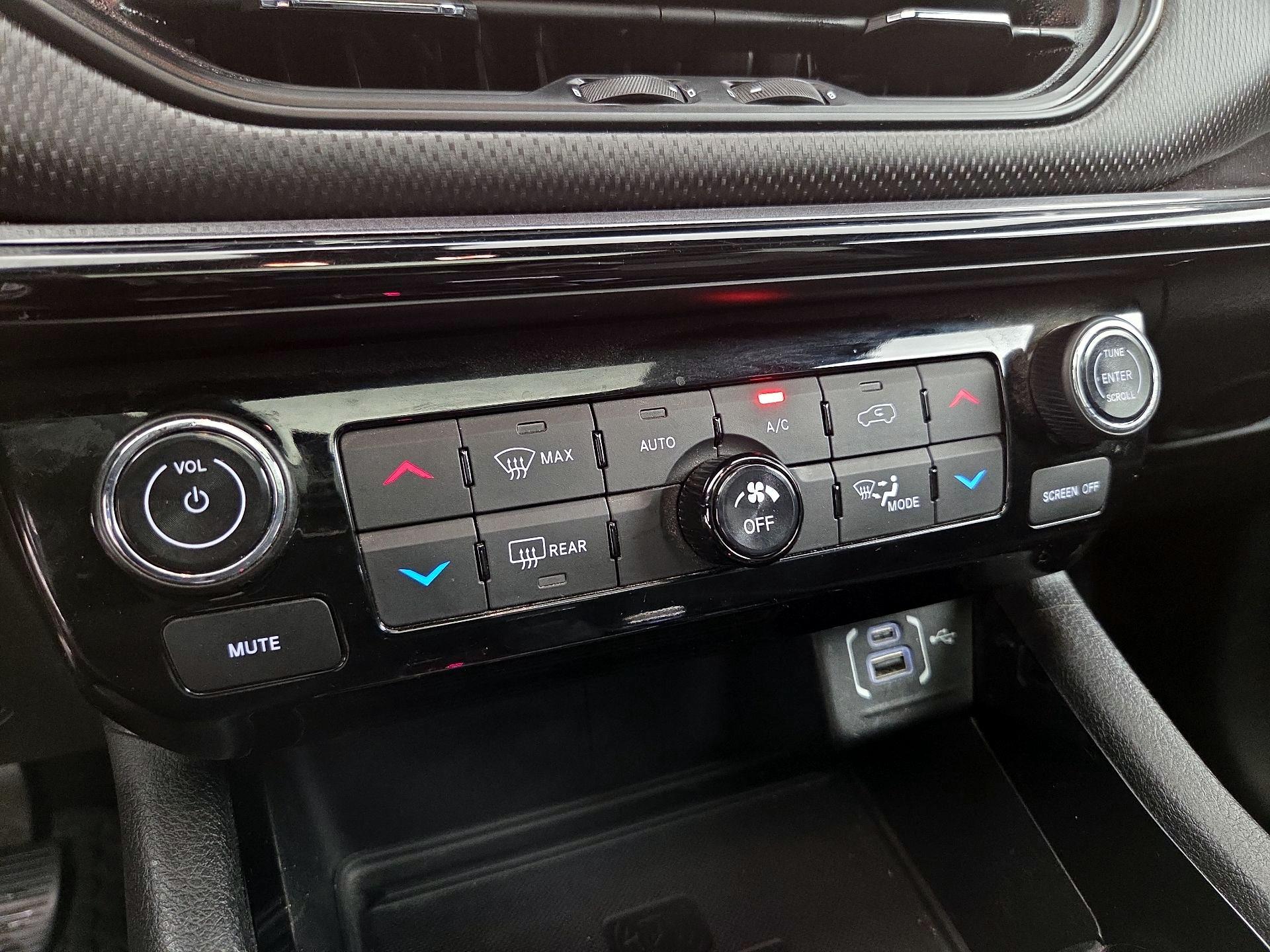 Thumbnail: 2023 Jeep Compass - 16