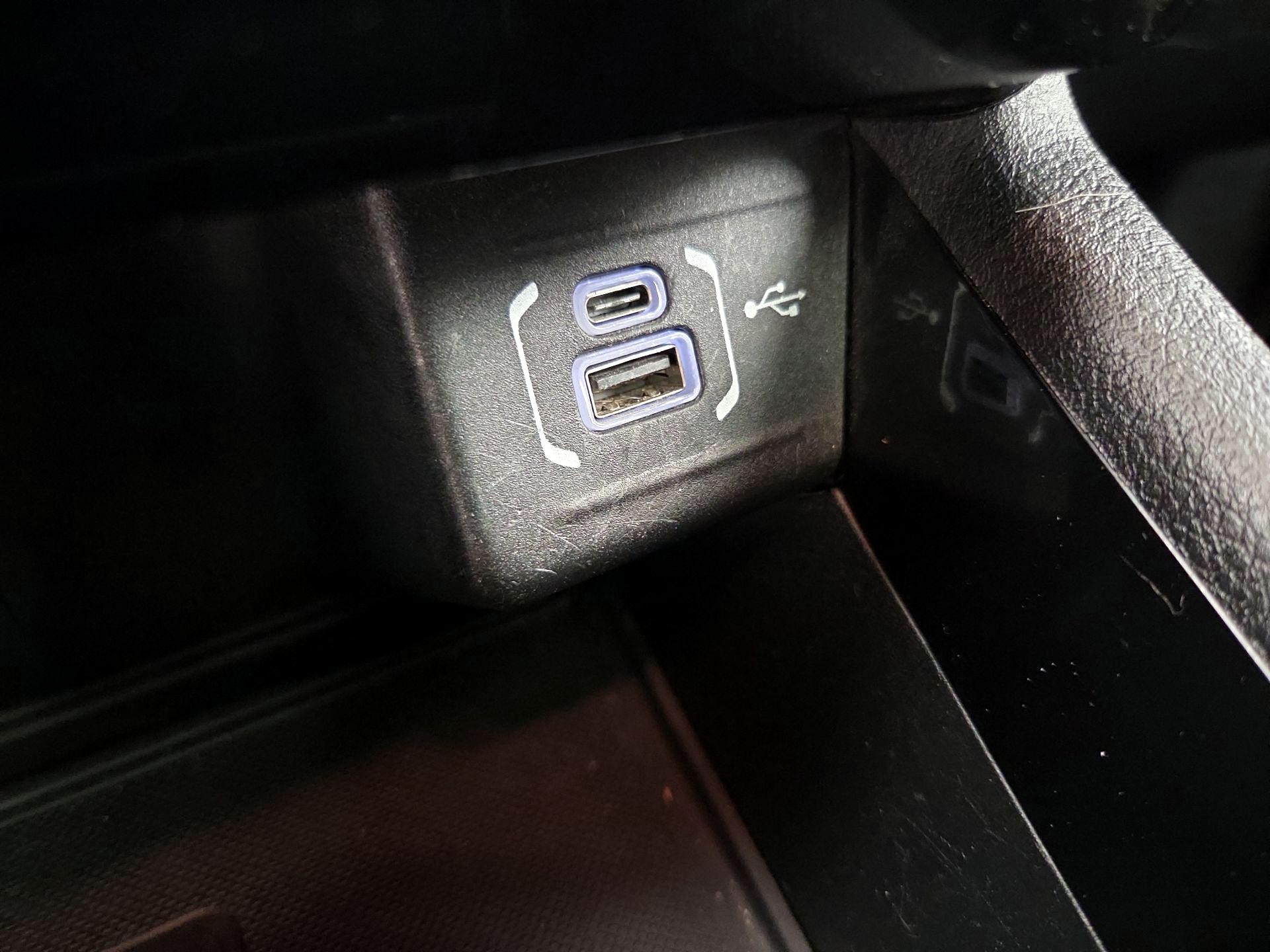 Thumbnail: 2023 Jeep Compass - 18