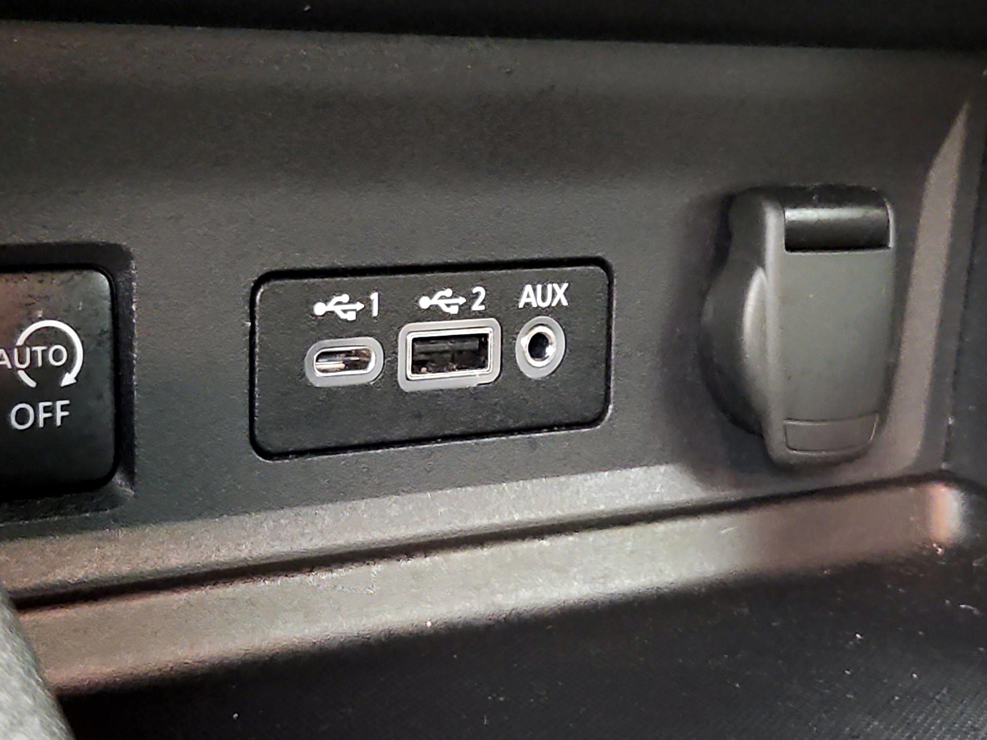 Thumbnail: 2024 Nissan Sentra - 18