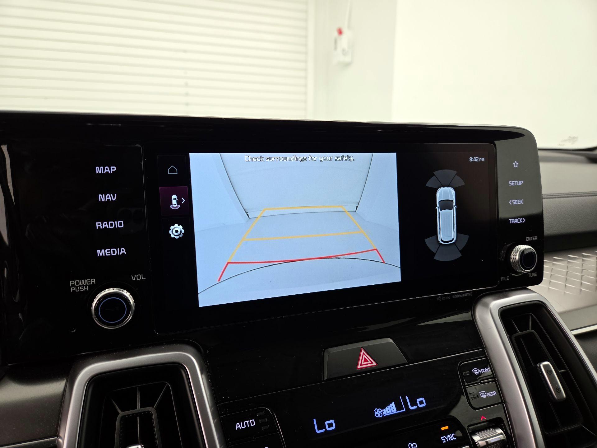 Thumbnail: 2023 Kia Sorento - 15
