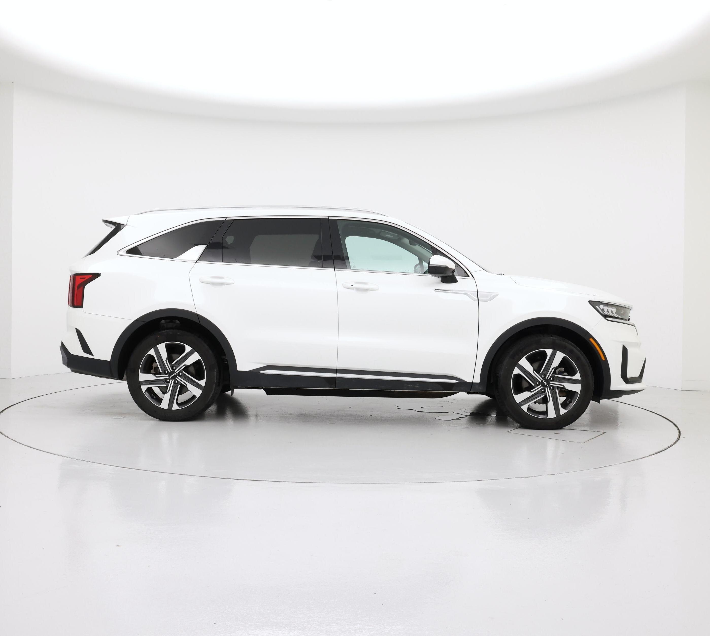 Thumbnail: 2023 Kia Sorento - 7