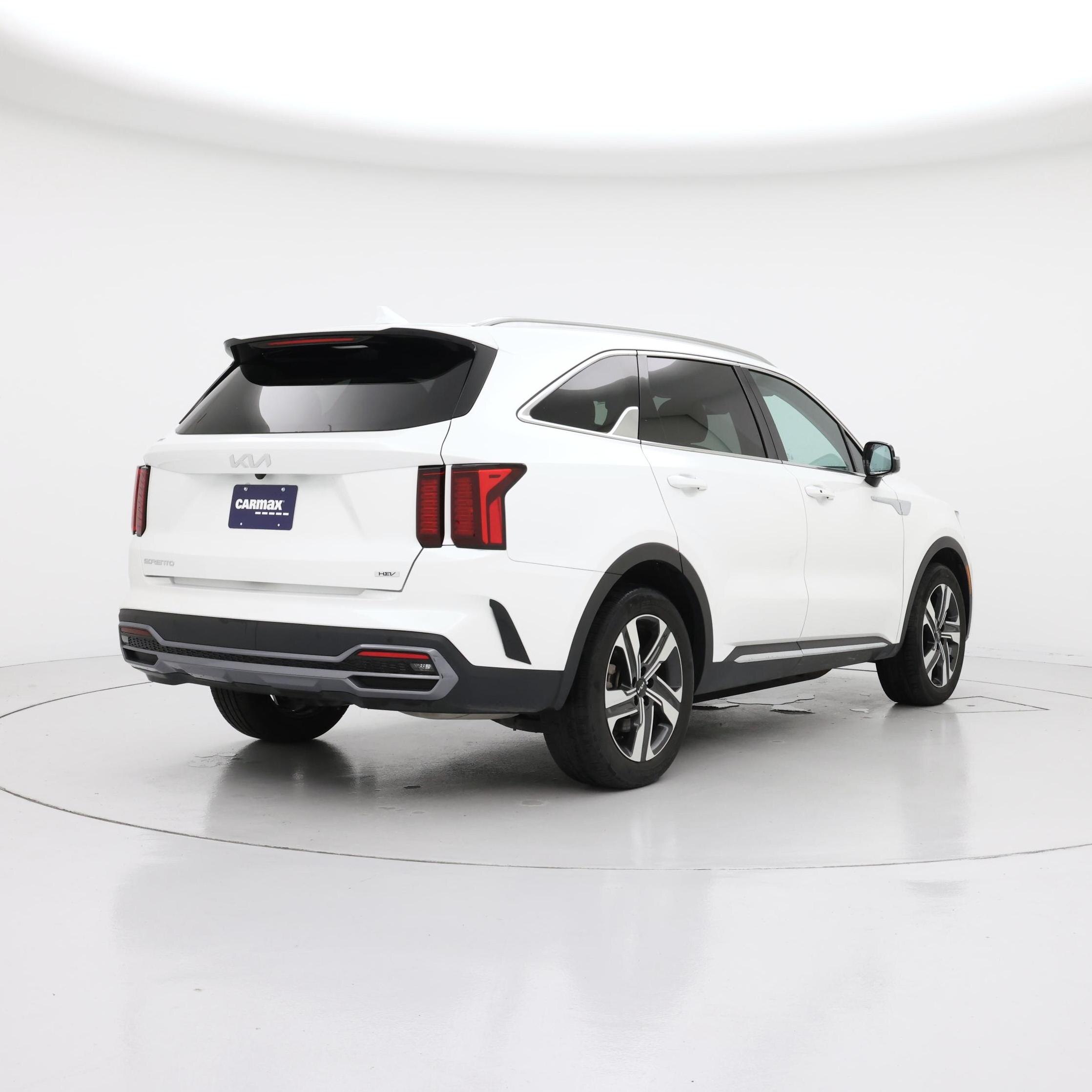 Thumbnail: 2023 Kia Sorento - 8
