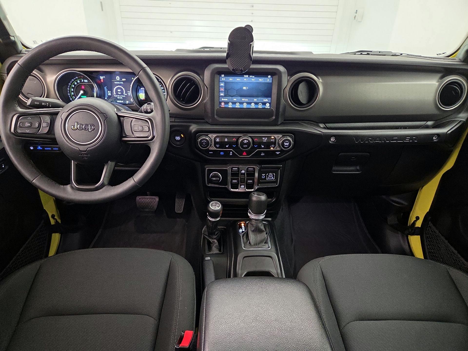 Thumbnail: 2023 Jeep Wrangler - 9