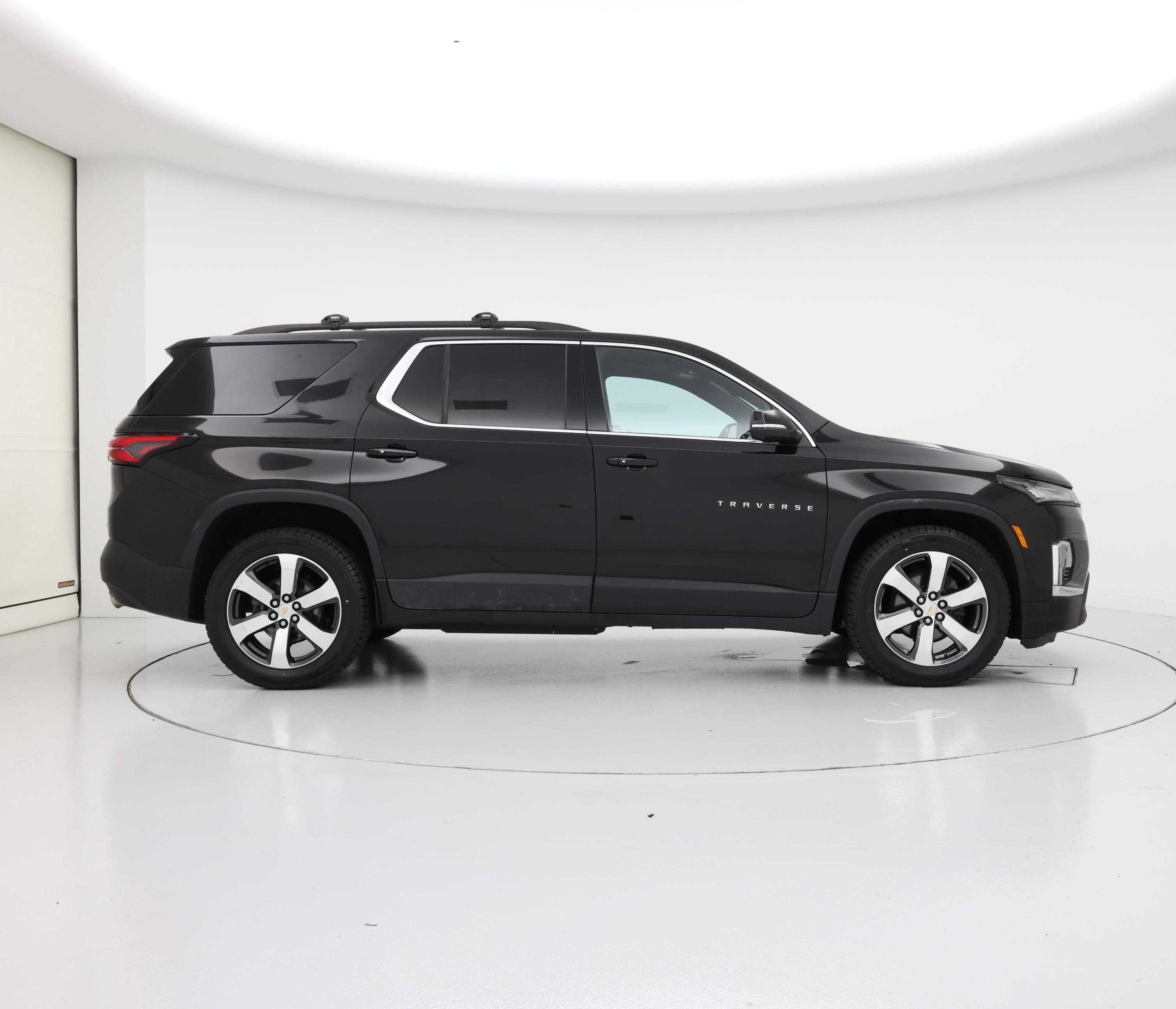 Thumbnail: 2023 Chevrolet Traverse - 7