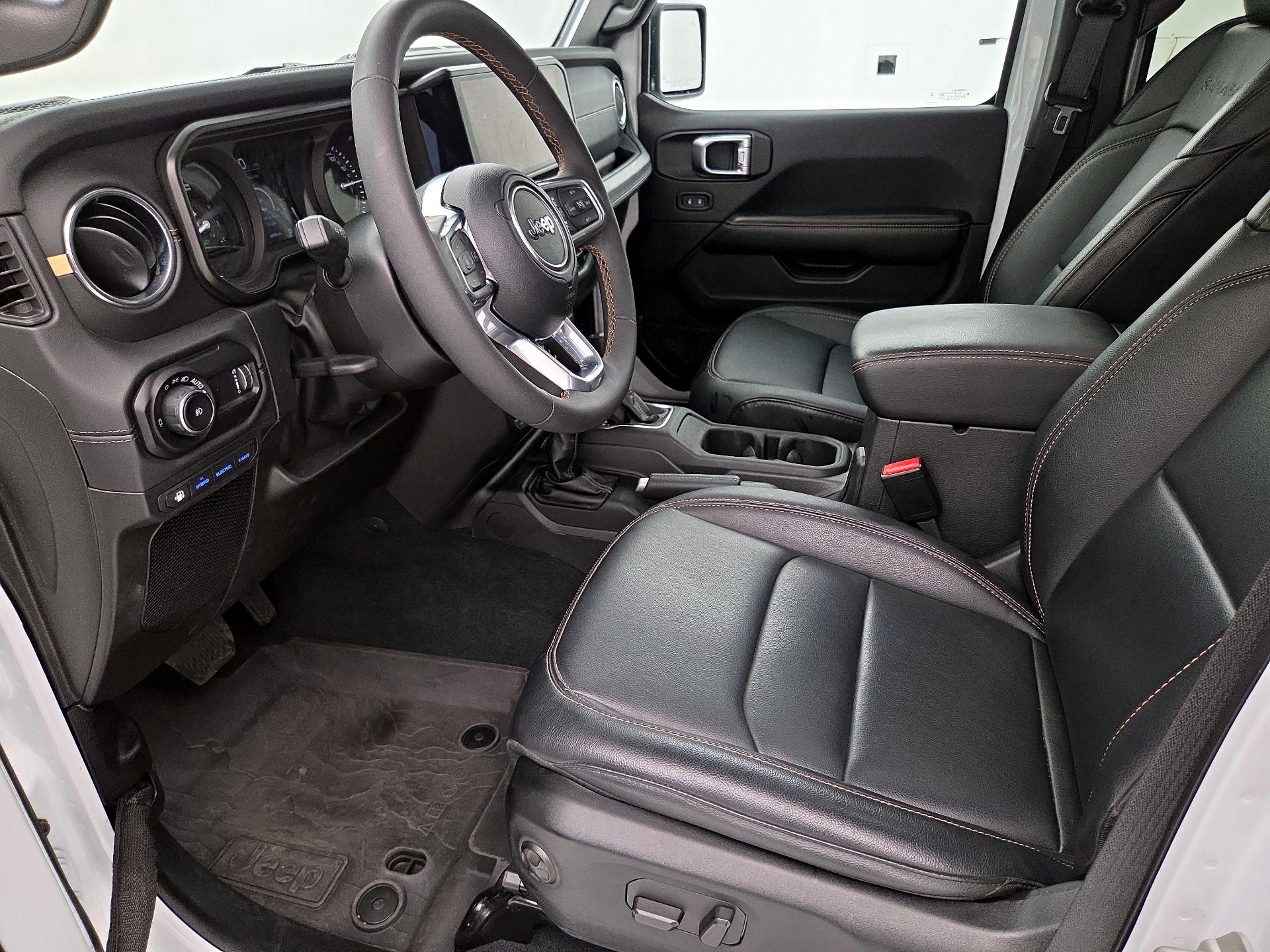 Thumbnail: 2024 Jeep Wrangler - 11
