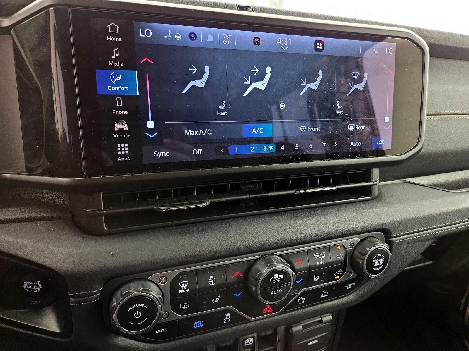 2024 Jeep Wrangler 4xe Sahara 4XE - Photo 17