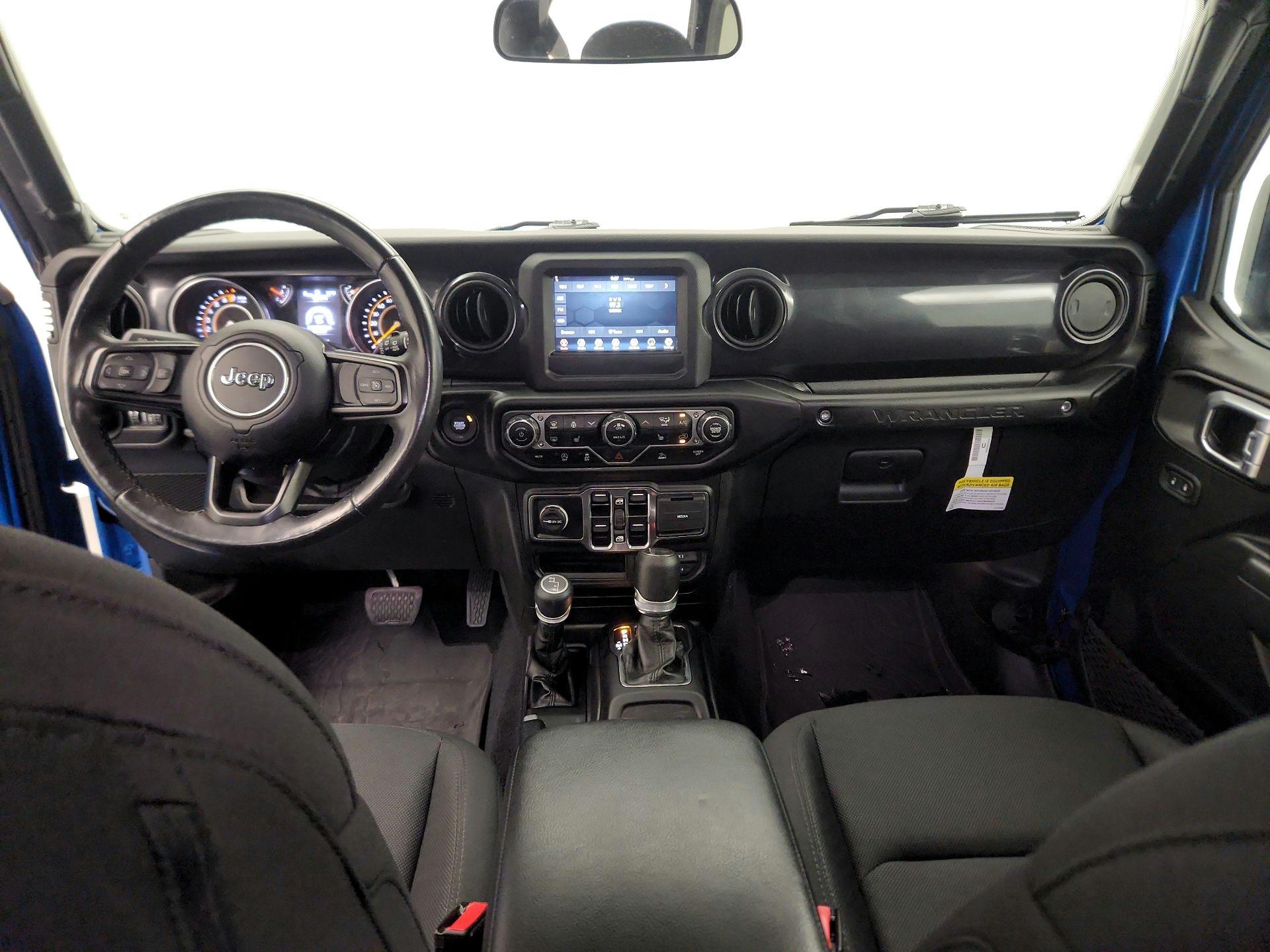 Thumbnail: 2022 Jeep Wrangler - 9