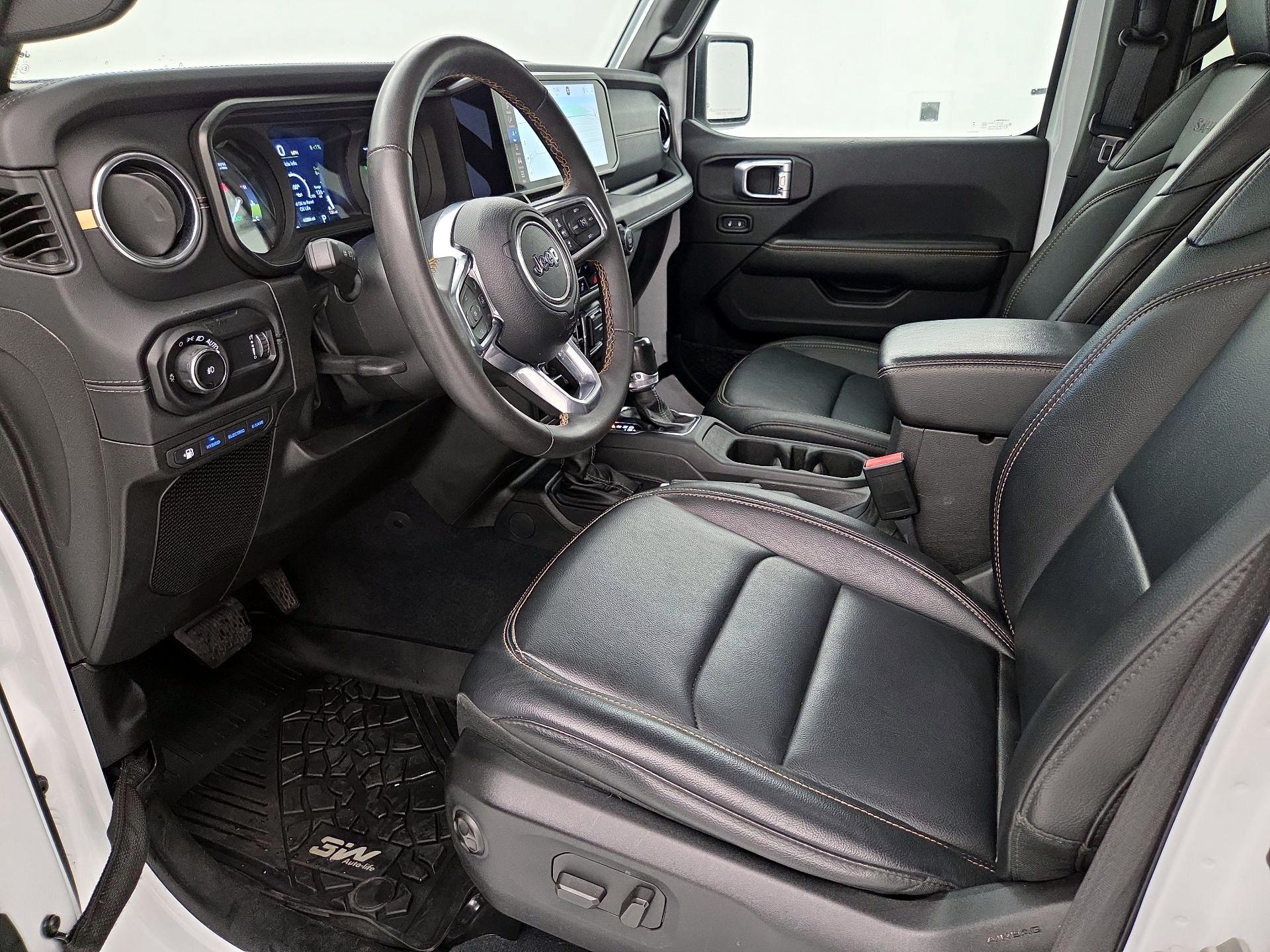 Thumbnail: 2024 Jeep Wrangler - 11