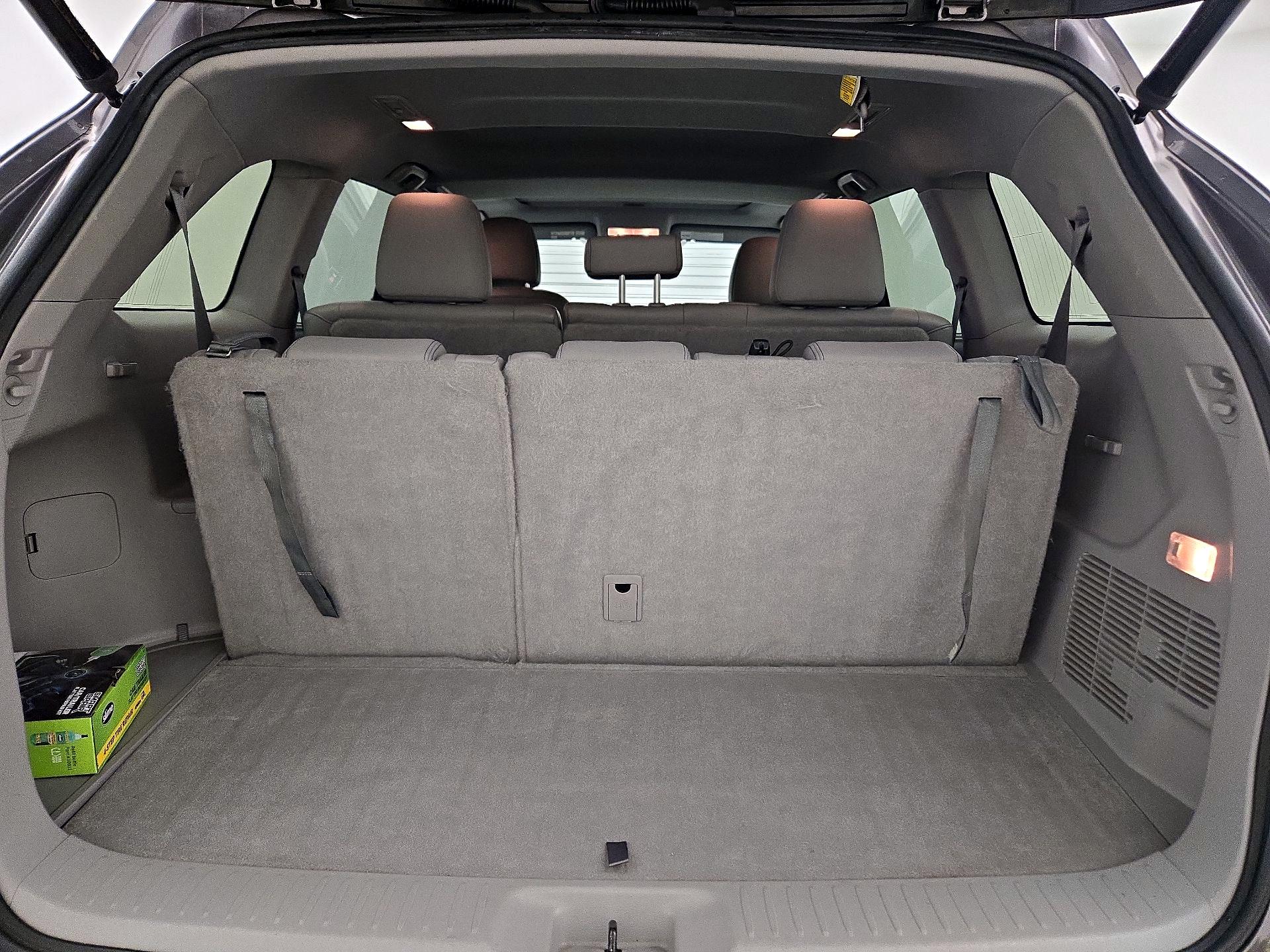 Thumbnail: 2015 Toyota Highlander - 17