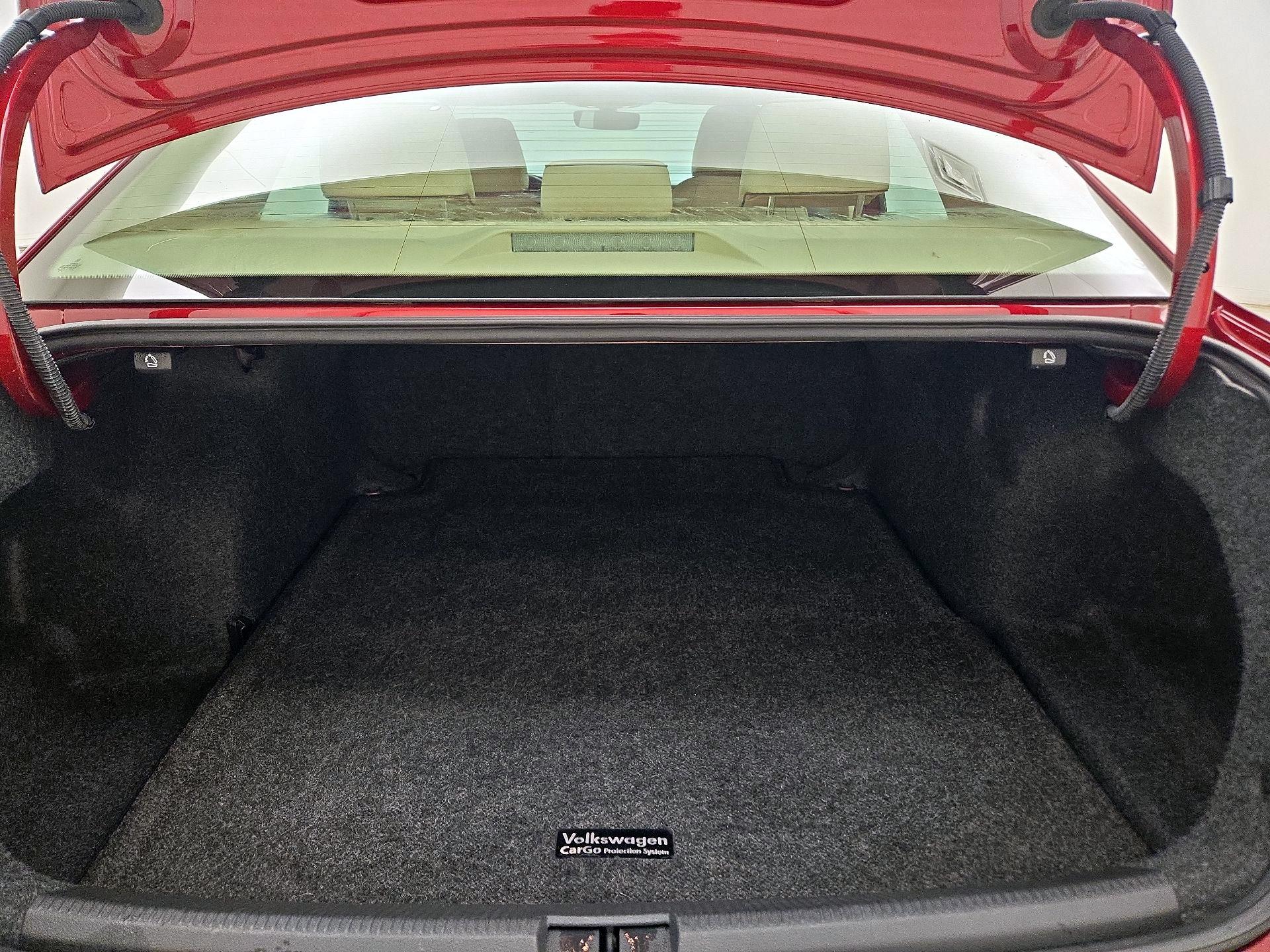 Thumbnail: 2016 Volkswagen Passat - 17