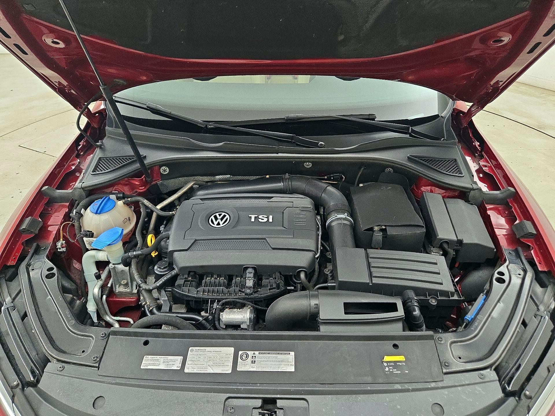 Thumbnail: 2016 Volkswagen Passat - 18