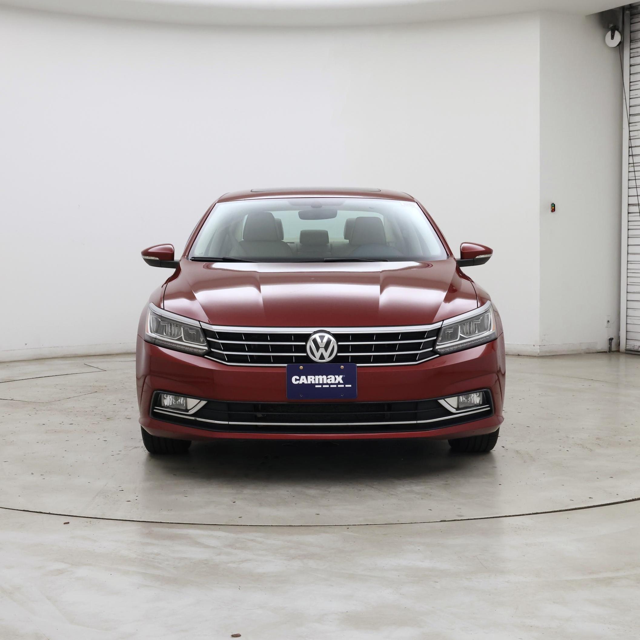 Thumbnail: 2016 Volkswagen Passat - 5