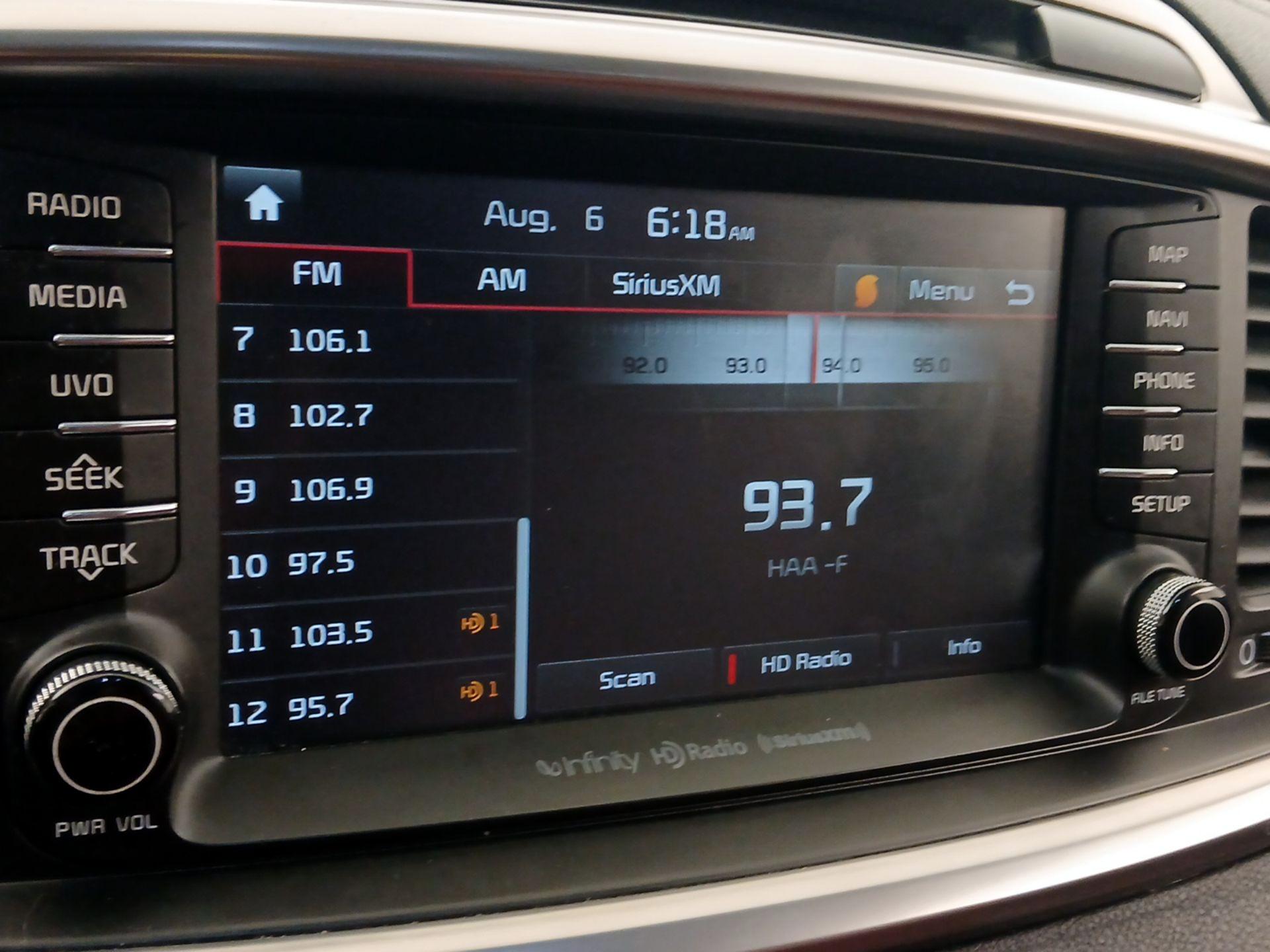 Thumbnail: 2017 Kia Sorento - 13