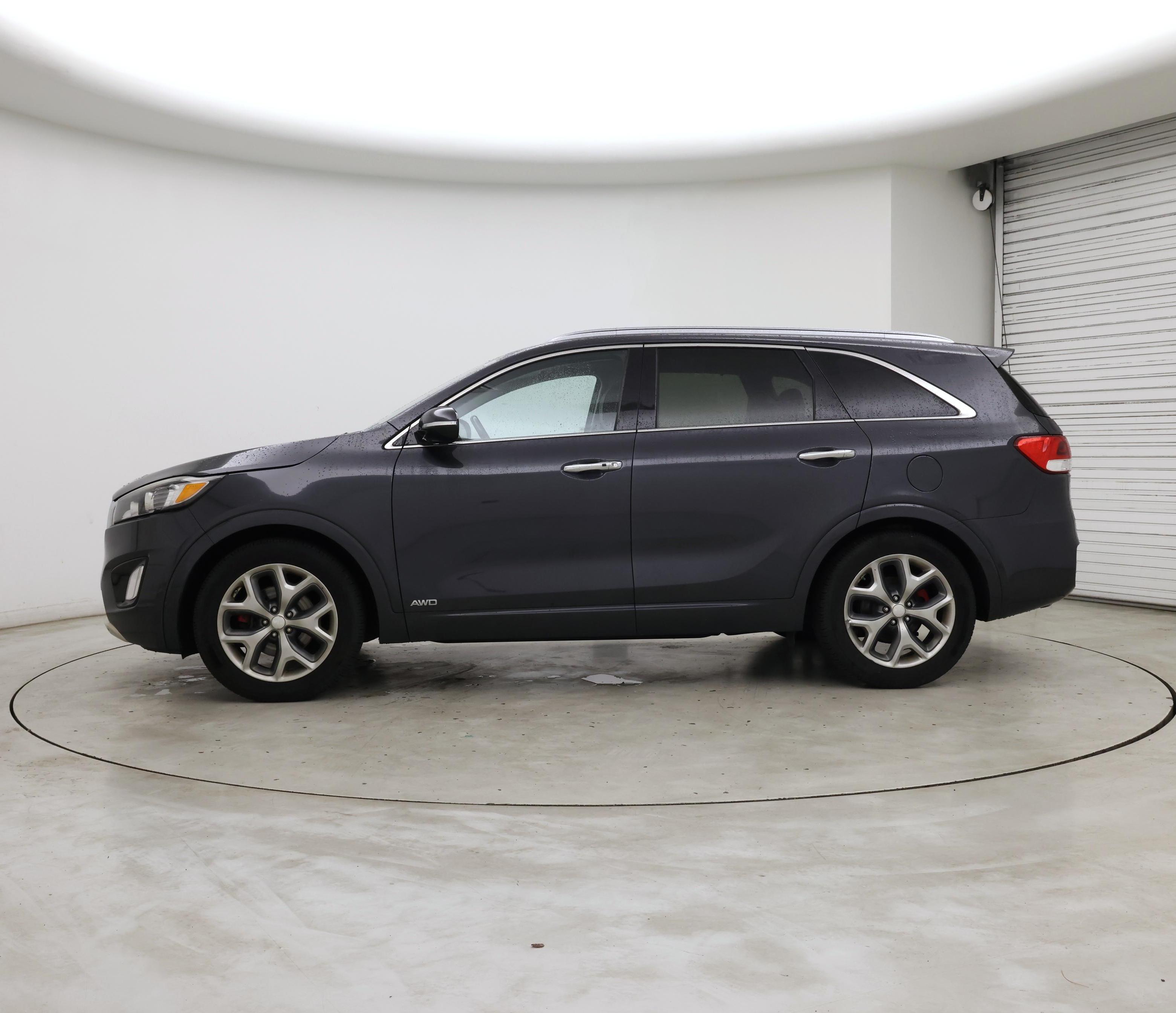 Thumbnail: 2017 Kia Sorento - 3