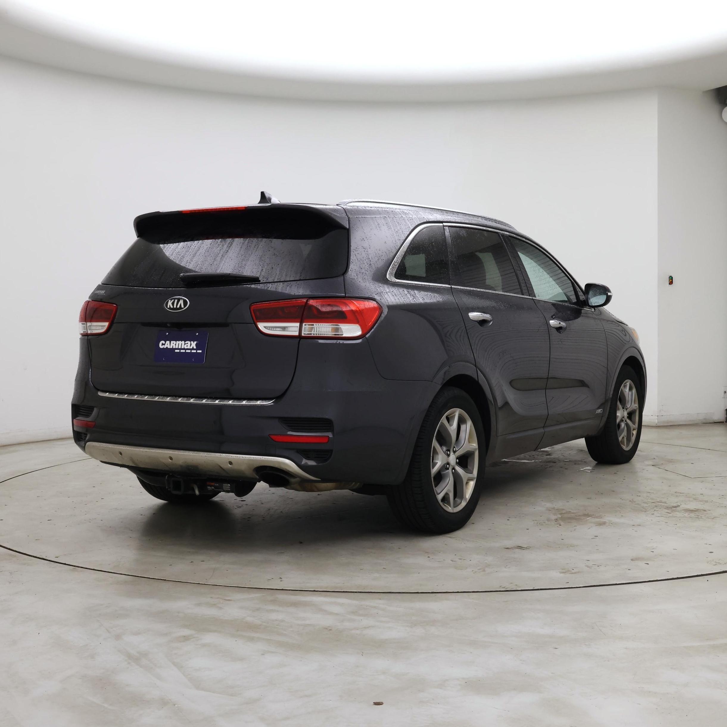 Thumbnail: 2017 Kia Sorento - 8