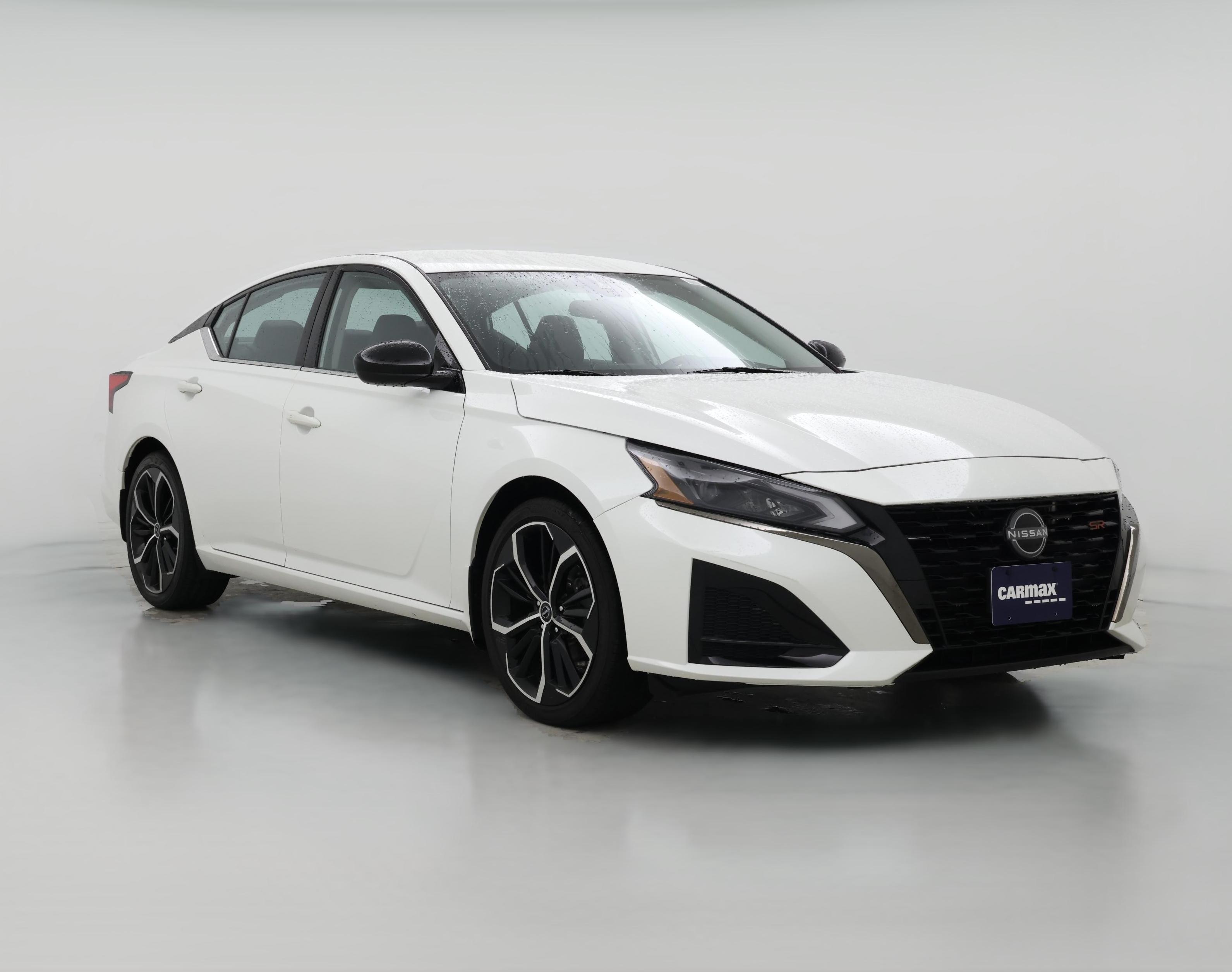Thumbnail: 2023 Nissan Altima - 1