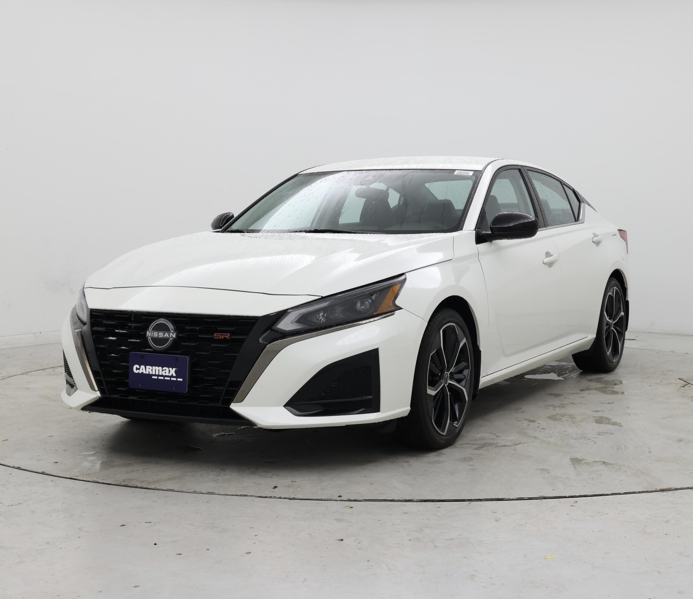 Thumbnail: 2023 Nissan Altima - 4