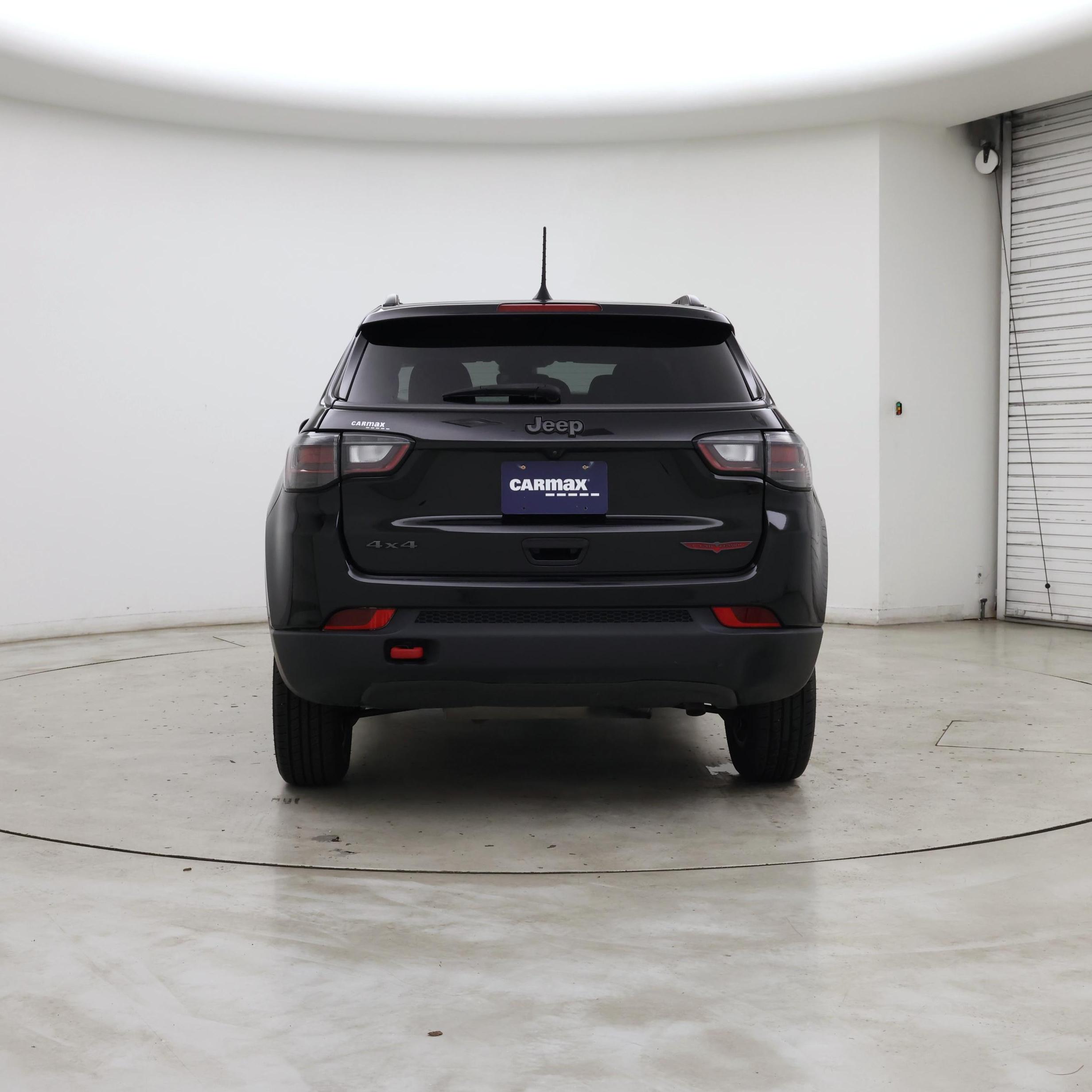 Thumbnail: 2022 Jeep Compass - 6