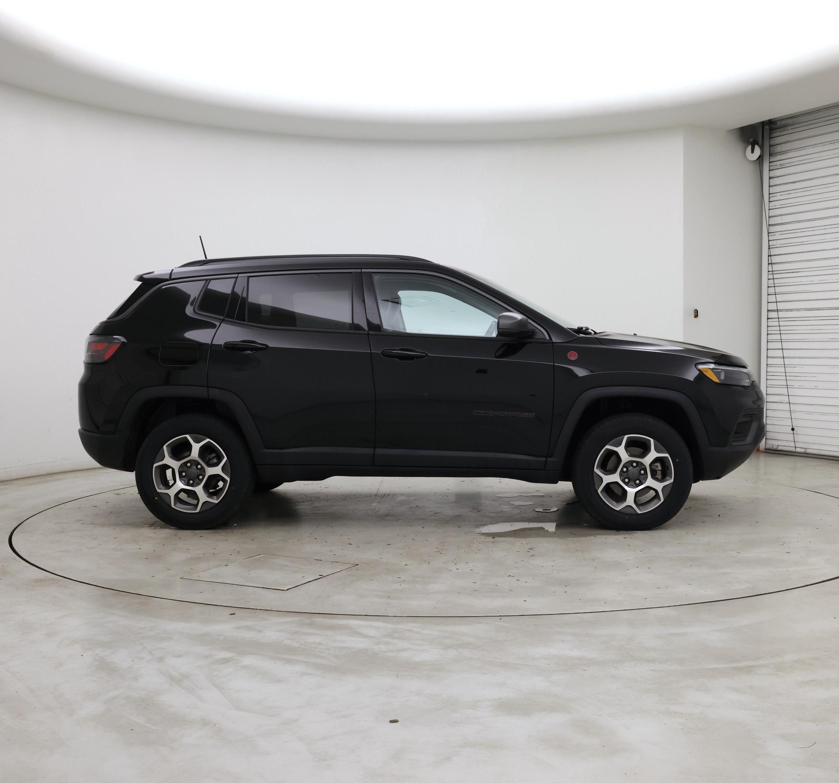 Thumbnail: 2022 Jeep Compass - 7