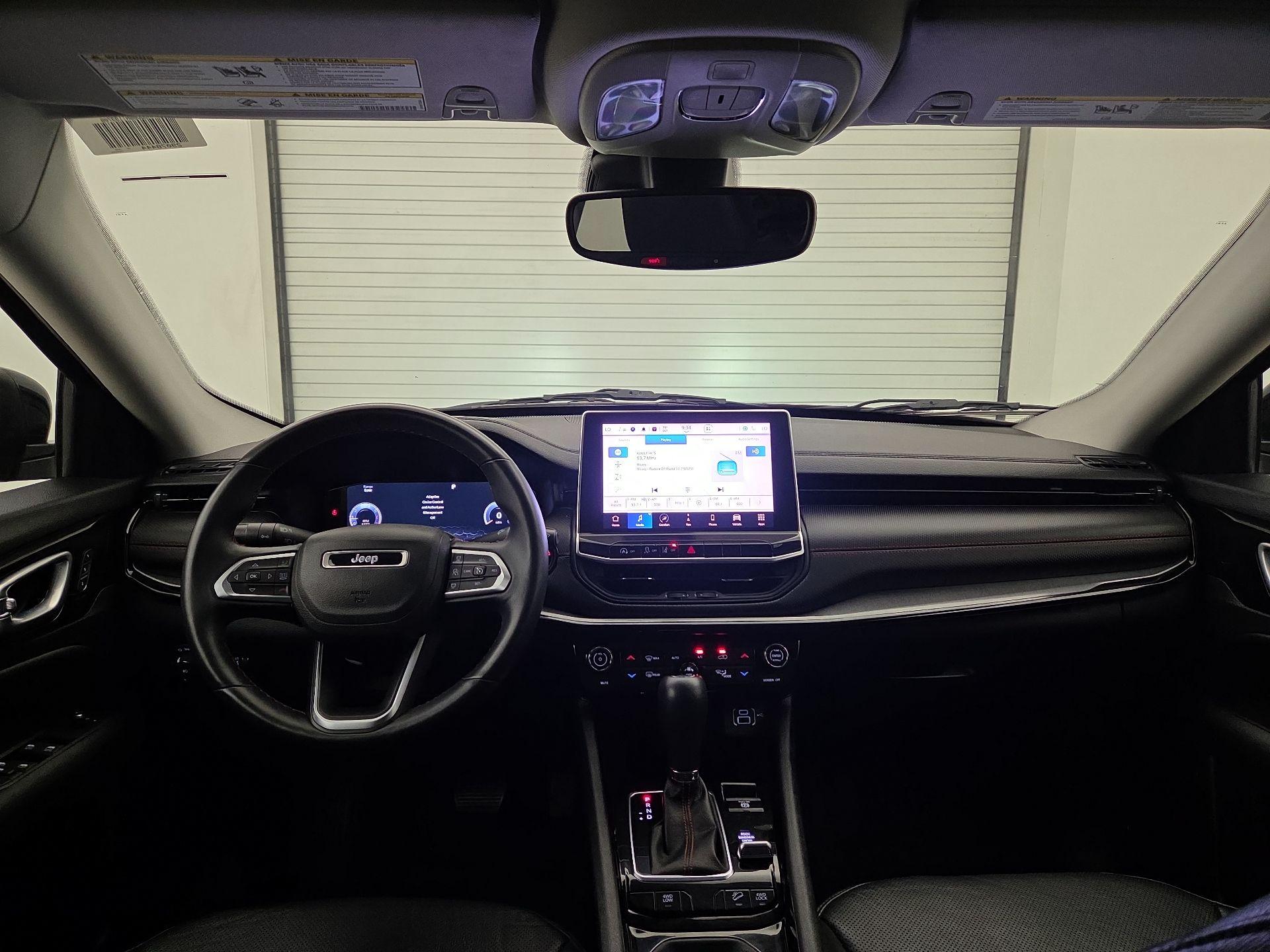 Thumbnail: 2022 Jeep Compass - 9