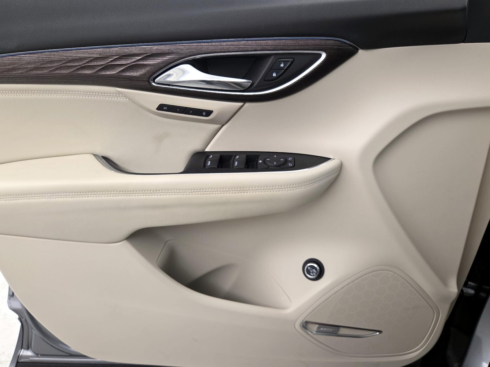2022 Buick Envision Avenir - Photo 13
