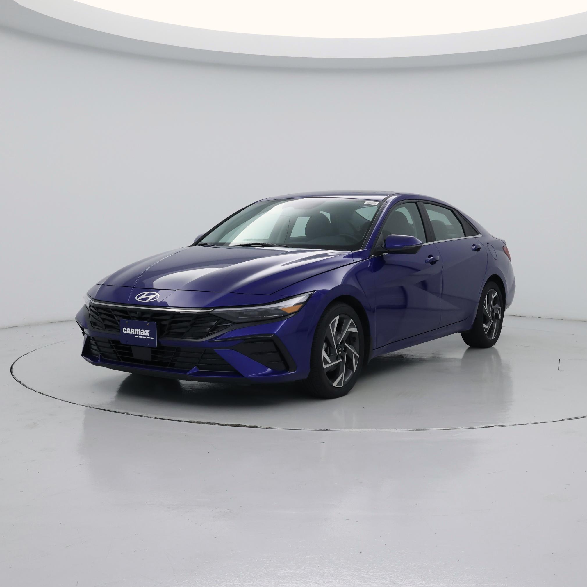 Thumbnail: 2024 Hyundai Elantra - 4