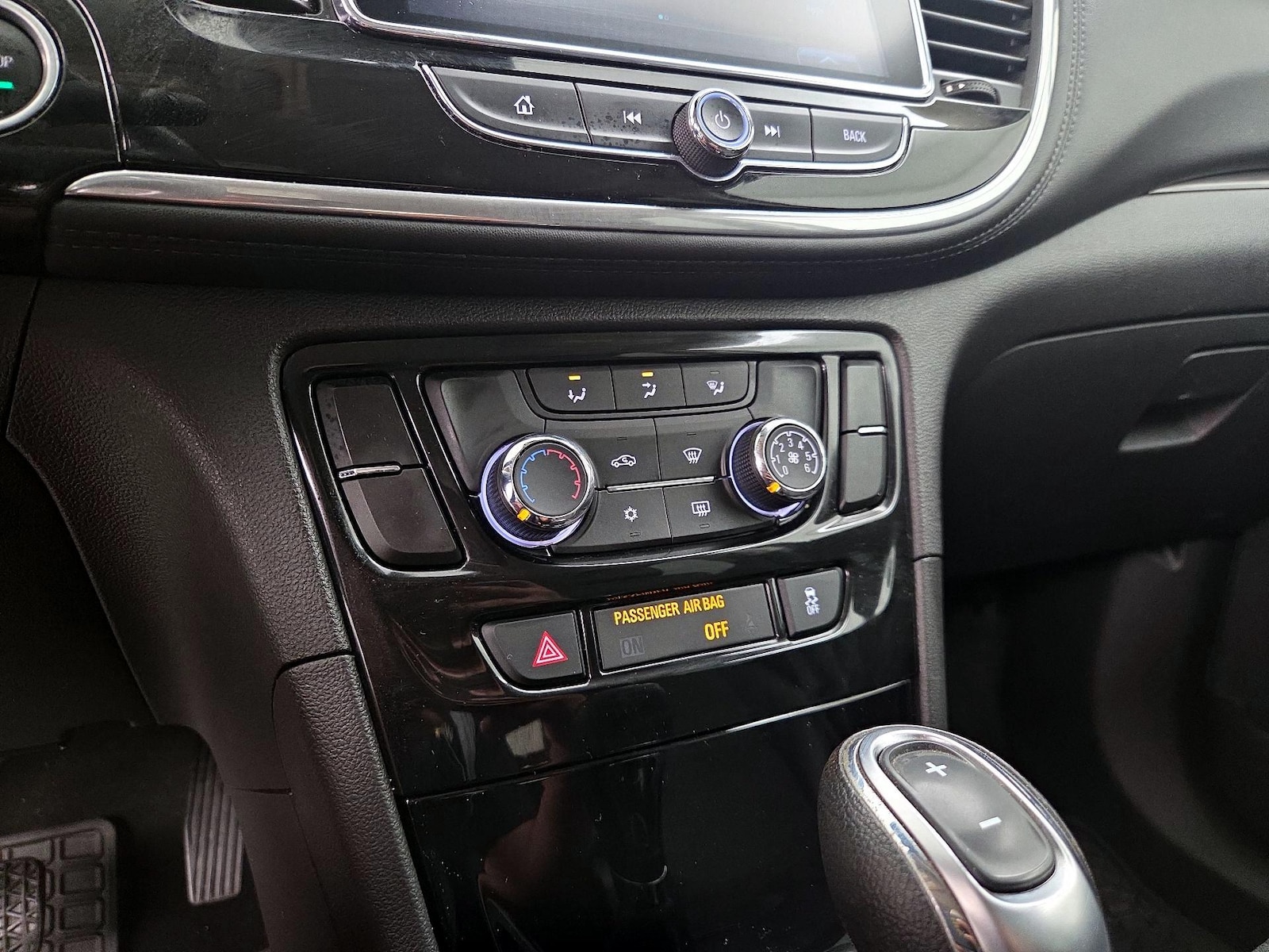 2020 Buick Encore Preferred - Photo 17