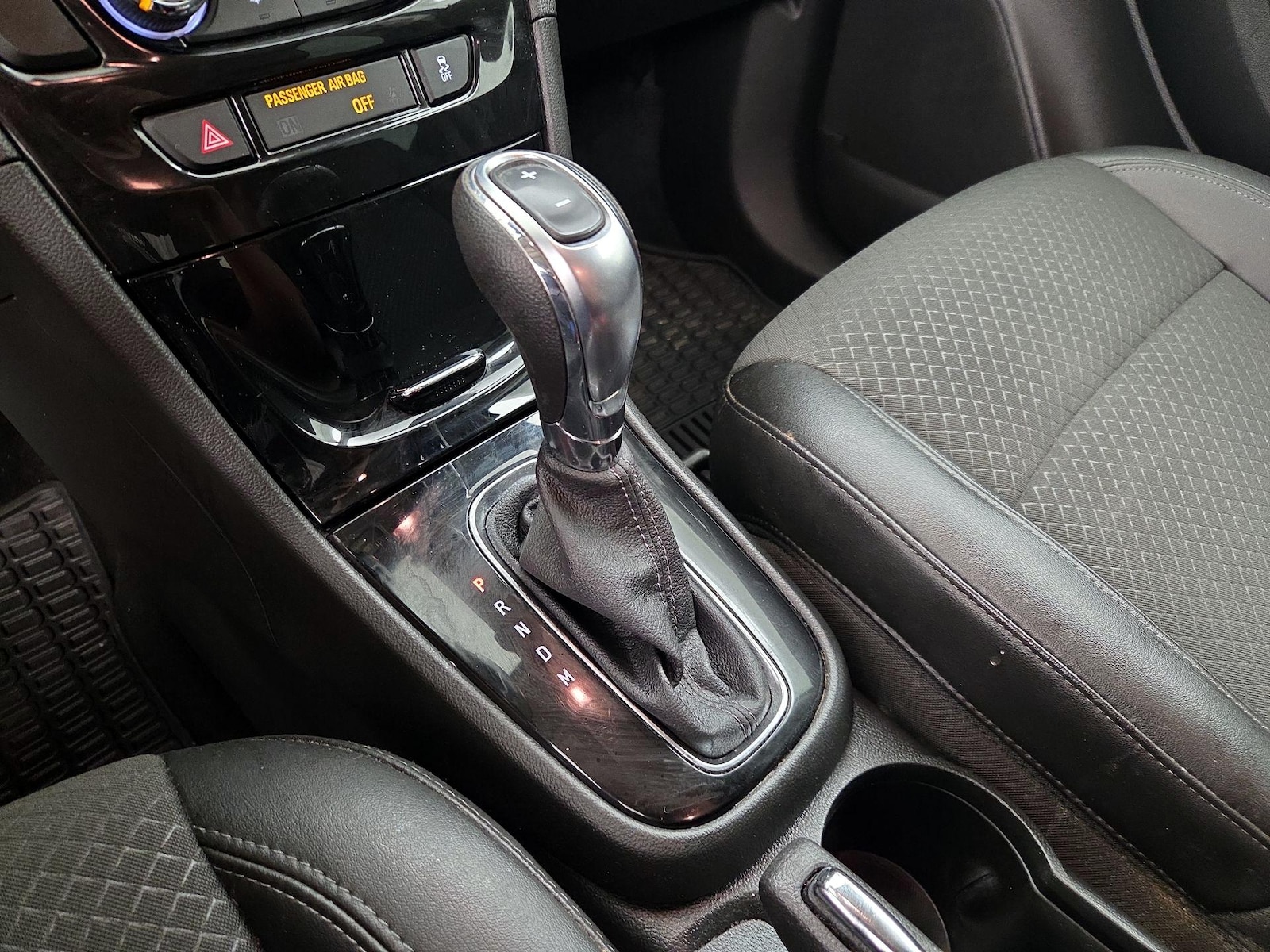 2020 Buick Encore Preferred - Photo 18